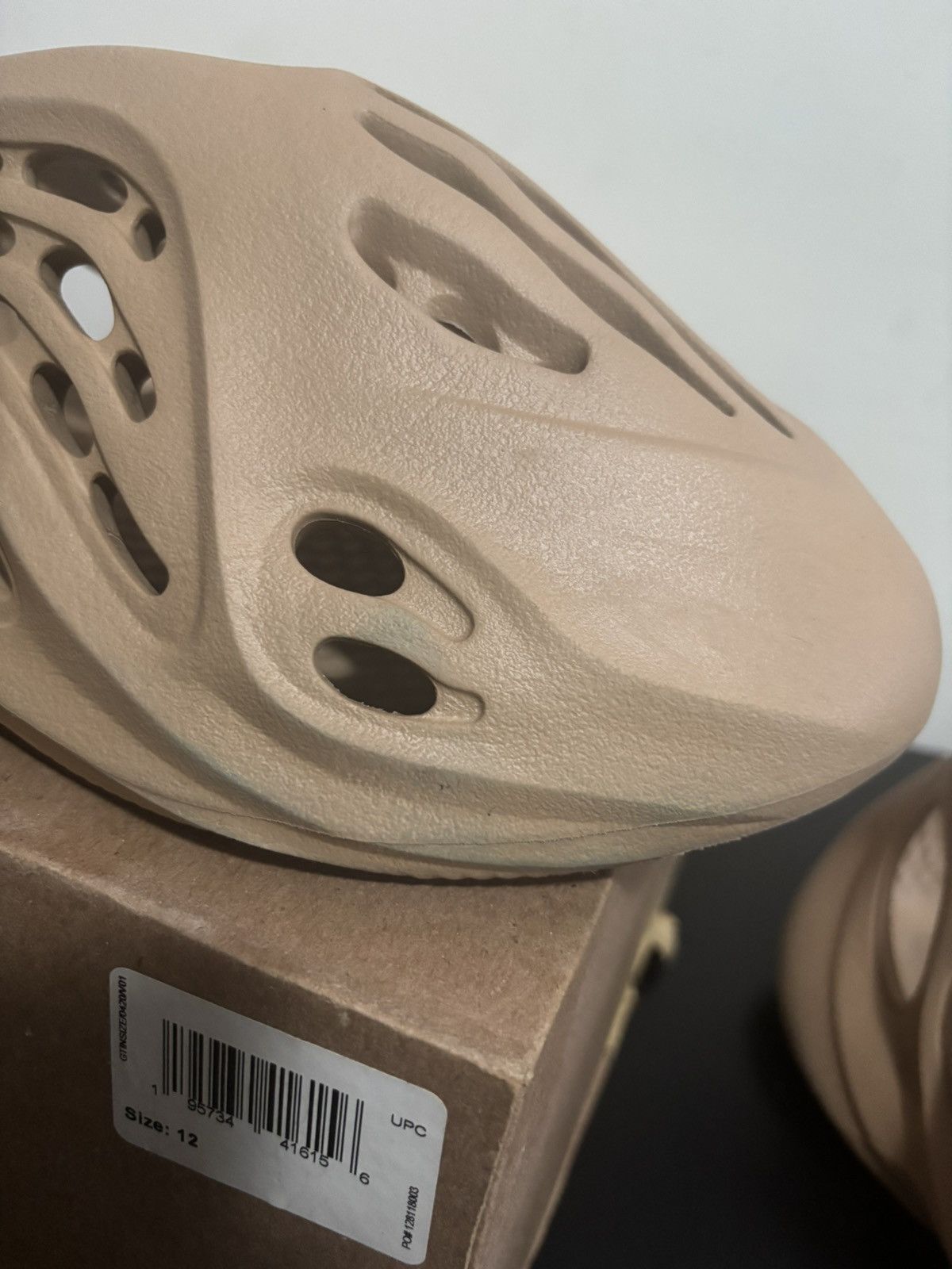 Adidas × Kanye West Adidas Yeezy Foam RNR Ochre Size 12 USED Size US 12 / EU 45 - 9 Thumbnail