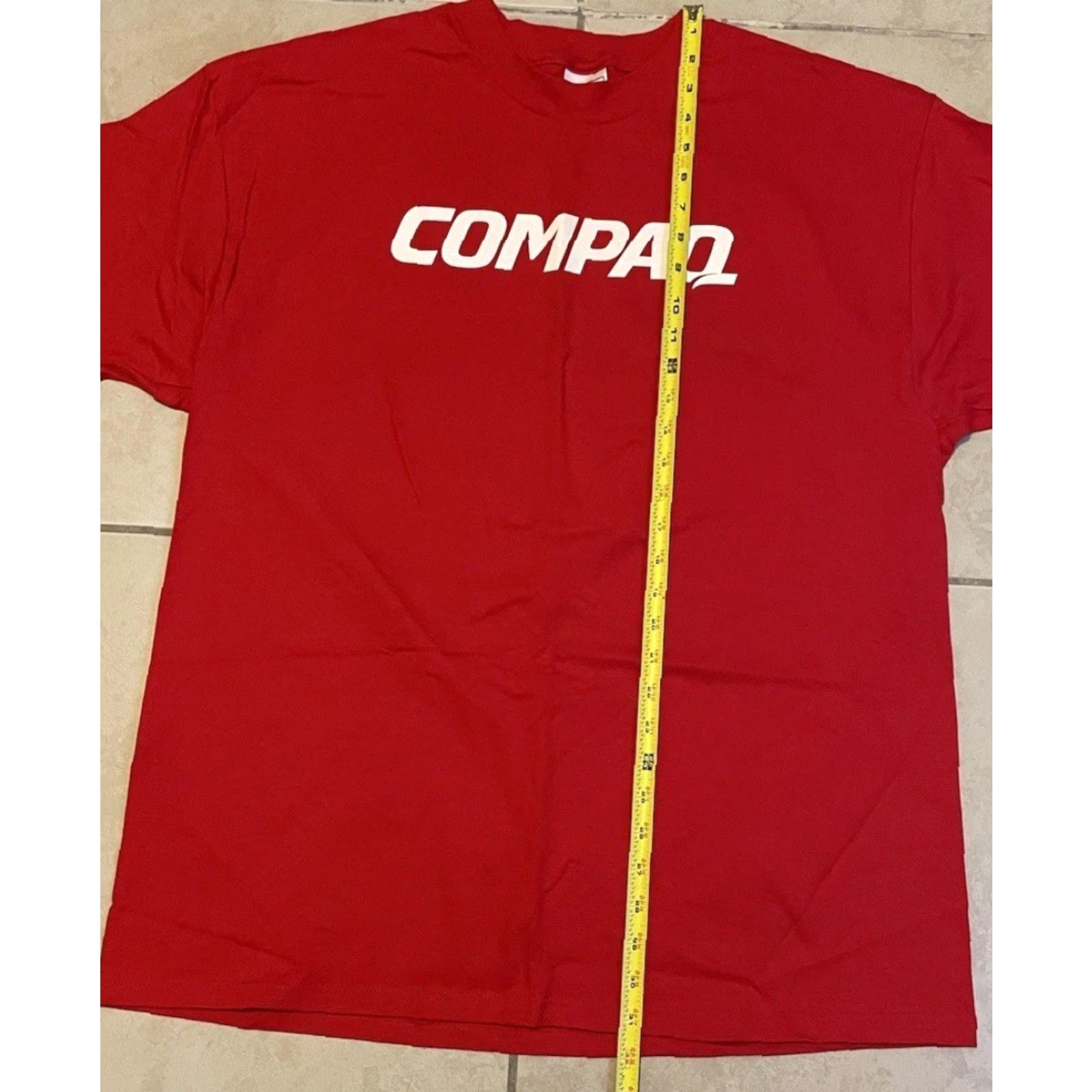 Apple VINTAGE Compaq Shirt XL Red Microsoft Men T-Shirt 90s Grunge Funny 80s 90s Windows Apple Internet Computer USA Retro Rock Space Tech Size US XL / EU 56 / 4 - 6 Thumbnail