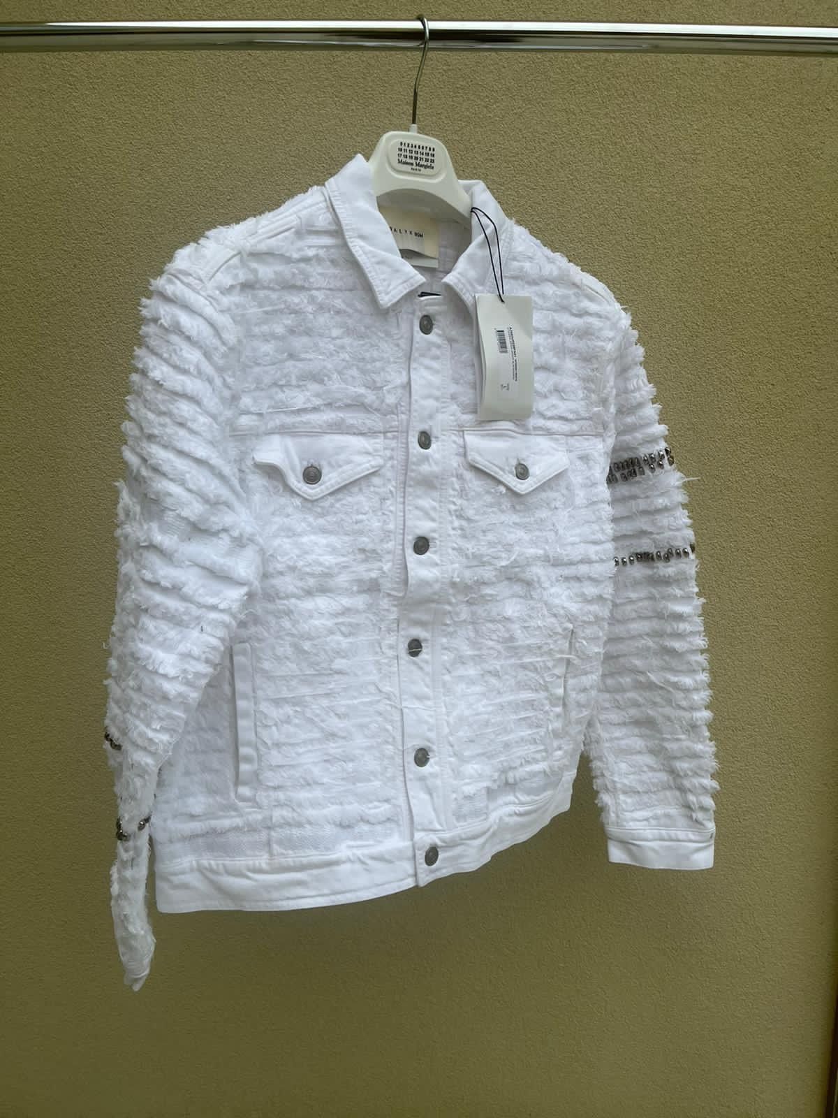 Alyx × Blackmeans Studded & Distressed Denim Jacket in White Size US L / EU 52-54 / 3 - 13 Thumbnail