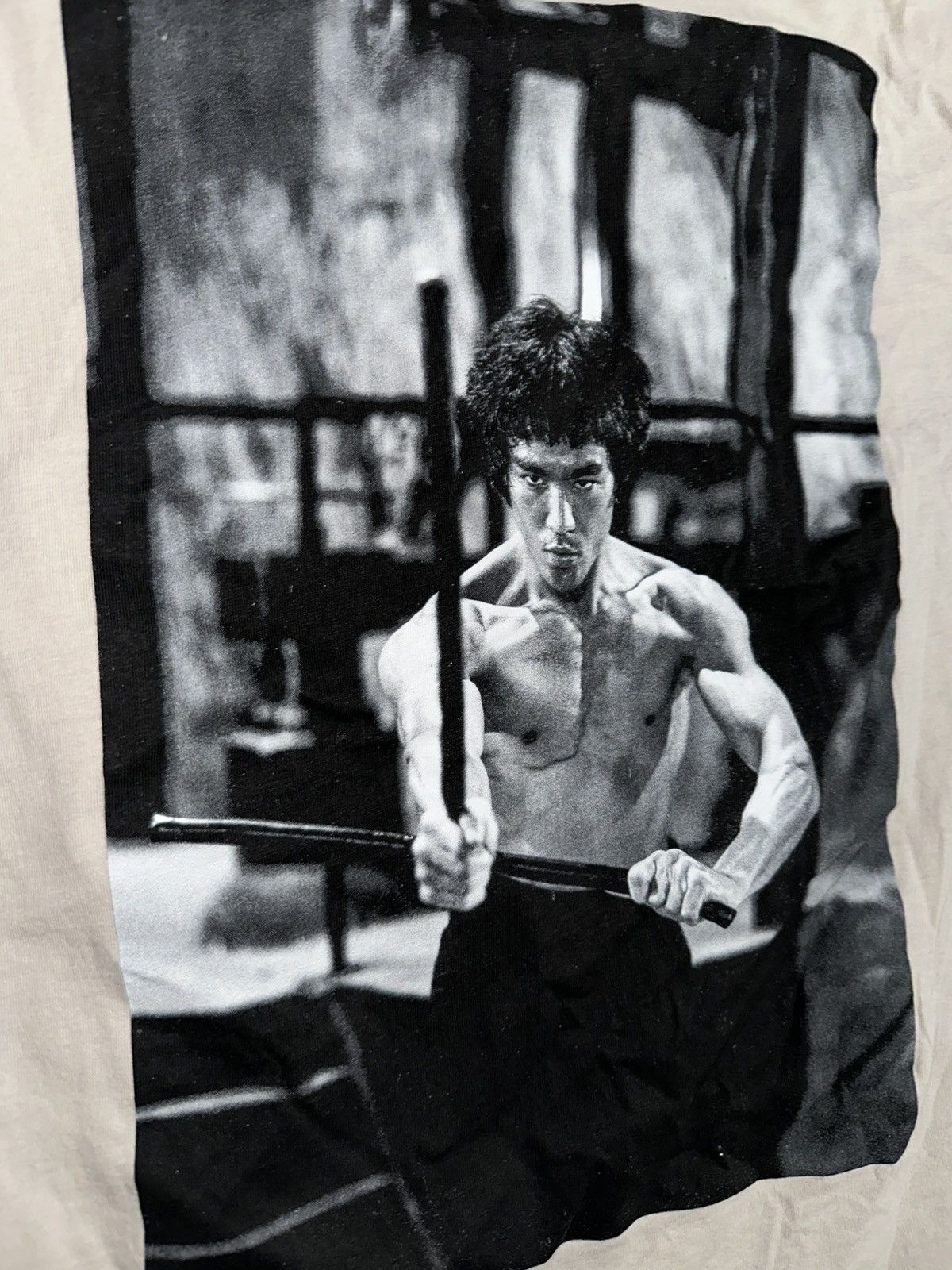 Shoe Palace Bruce Lee Shoe Palace fight scene t-shirt beige men’s medium Size US M / EU 48-50 / 2 - 4 Thumbnail