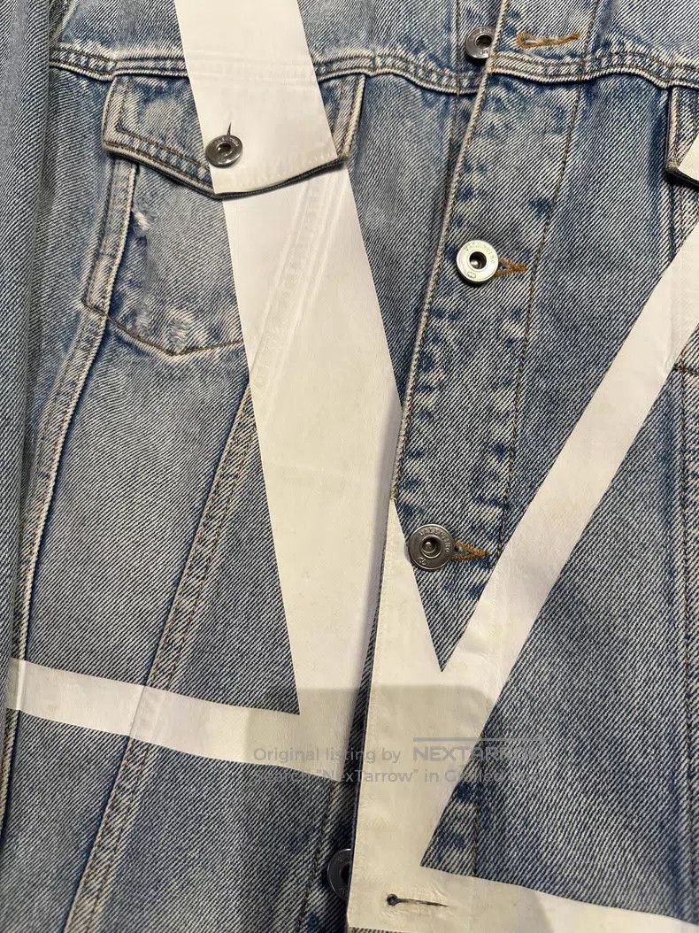 Valentino Valentino A large logo denim jacket on the chest Size US S / EU 44-46 / 1 - 3 Thumbnail