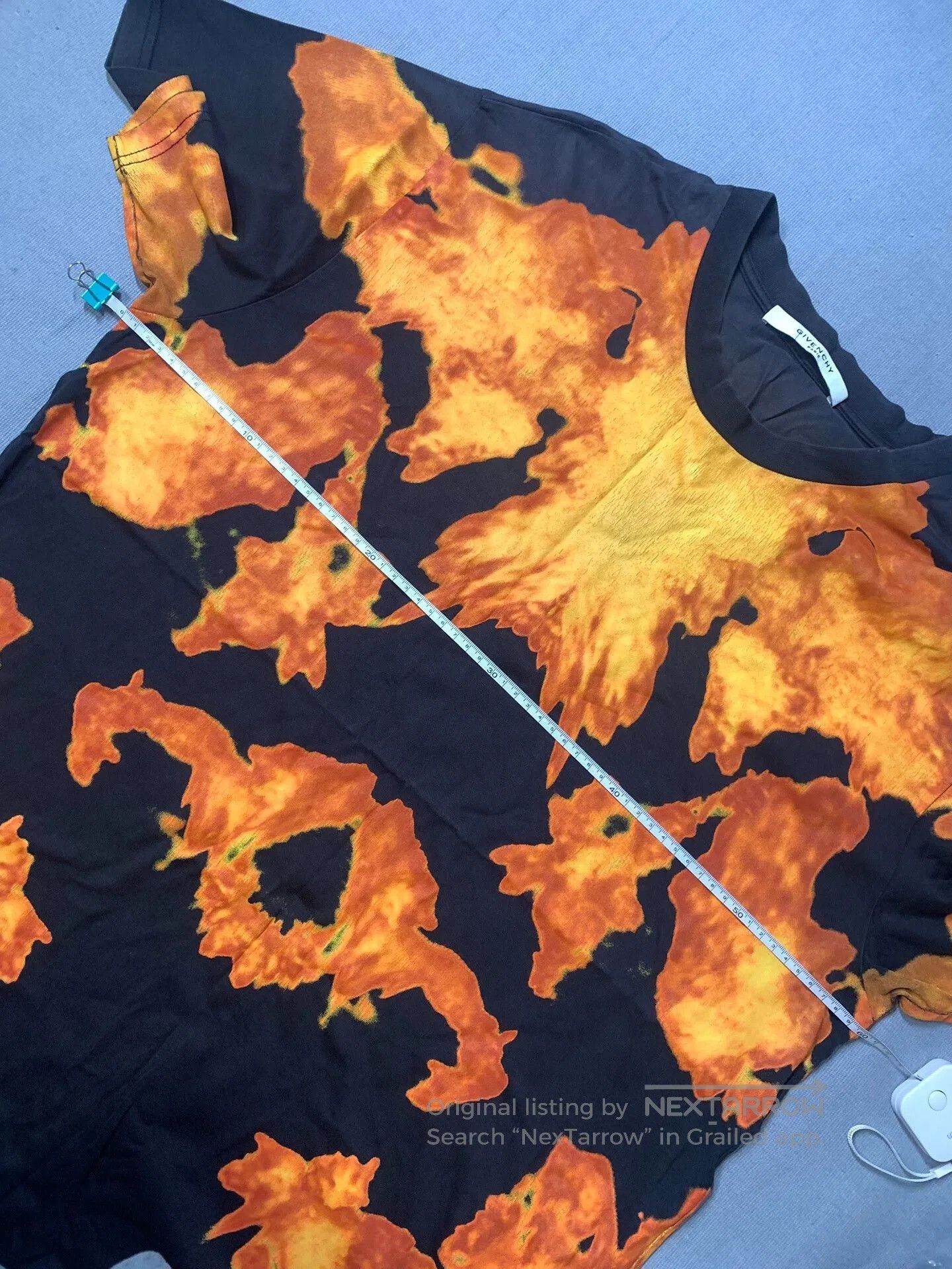 Givenchy Givenchy Flame Print Short Sleeve. Size US S / EU 44-46 / 1 - 6 Thumbnail