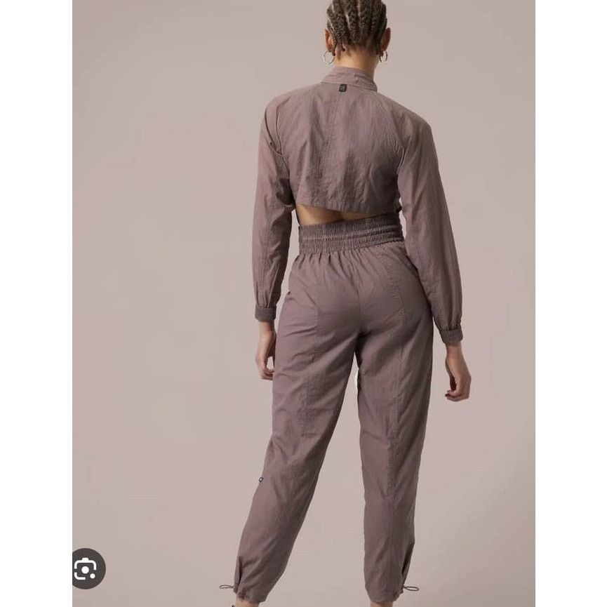 Athleta Athleta X Alicia Keys Collection Utility Jumpsuit Size 8 Size 30" / US 8 / IT 44 - 4 Thumbnail