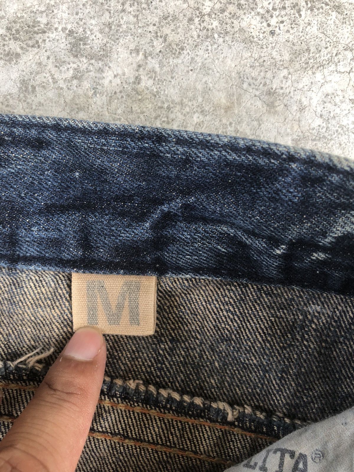 Japanese Brand Rare Yoshitomo Nara Lolita Dog Distressed Jeans Size US 33 - 21 Thumbnail