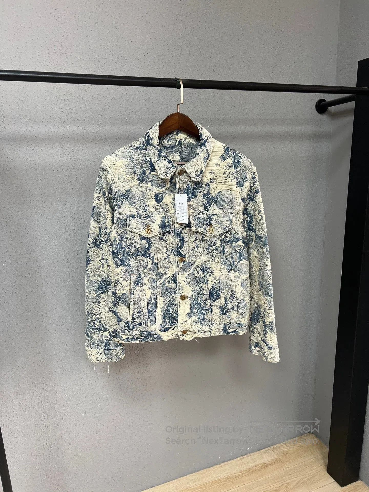 Louis Vuitton Louis Vuitton Distressed Floral Denim Jacket. Size US M / EU 48-50 / 2 - 1 Thumbnail