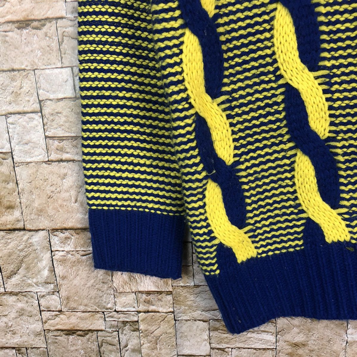 Aran Isles Knitwear Japan Yellow Blue aran isle cable Knitwear #A483 Size US S / EU 44-46 / 1 - 7 Thumbnail