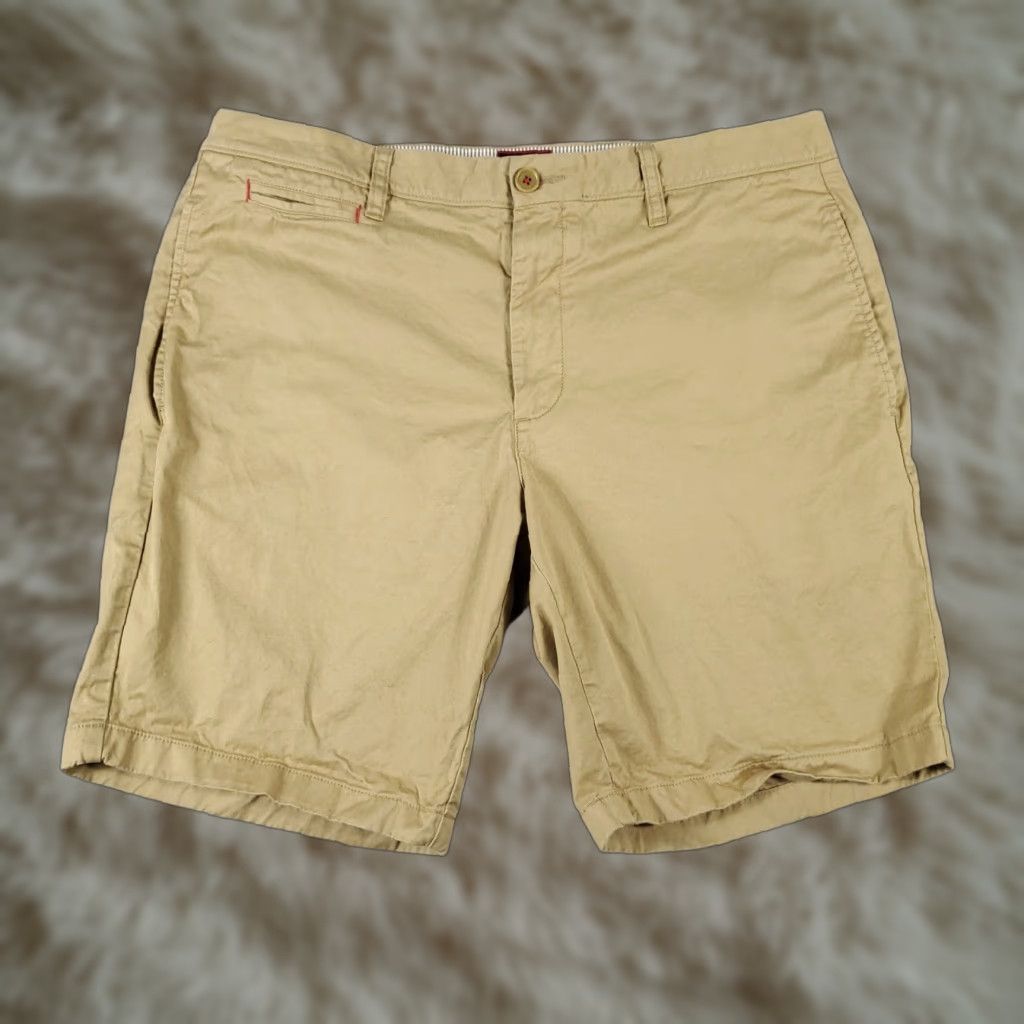 UNTUCKit VINTAGE UNTUCKit Men's Shorts Size 36 Beige Casual Chino Flat Front Cotton Size US 36 / EU 52 - 1 Thumbnail