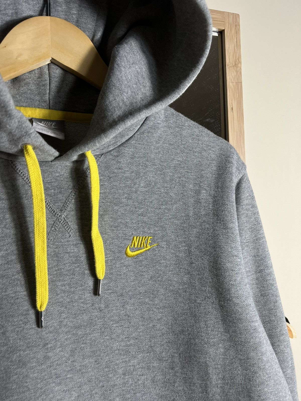 Nike Nike Hoodie Vintage Grey and Yellow Y2K Size US M / EU 48-50 / 2 - 4 Thumbnail