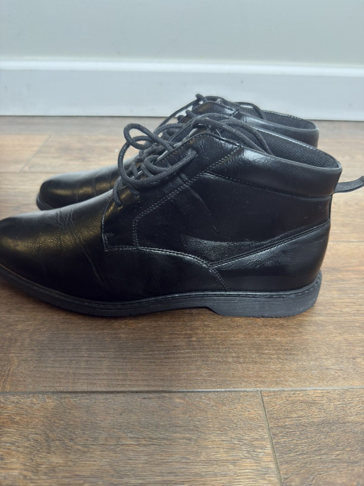 London Fog London Fog Tyler Chukka Boots – Black – Men’s 9.5 Size US 9.5 / EU 42-43 - 3 Thumbnail
