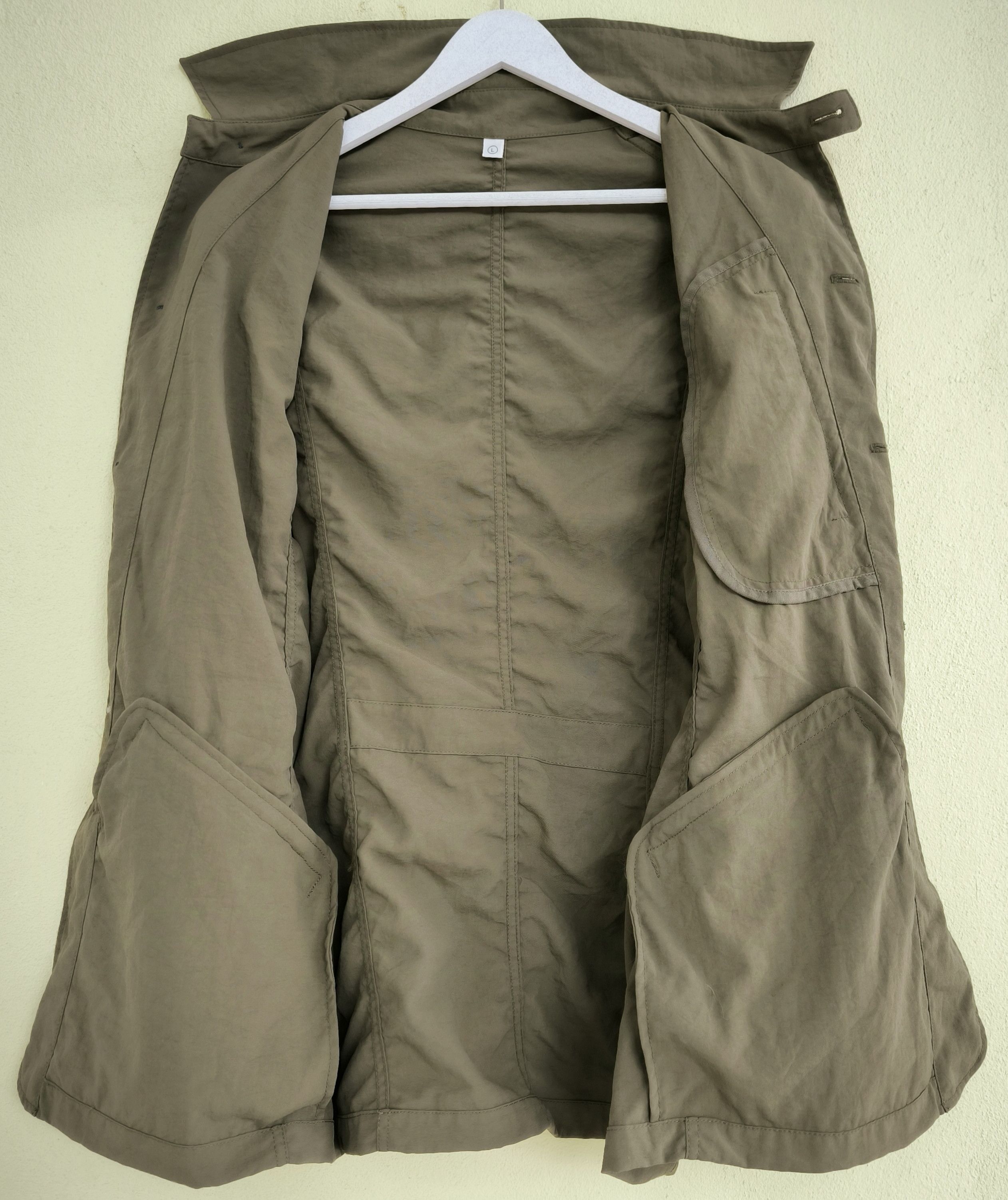 Uniqlo UNIQLO nylon button up jacket Size US M / EU 48-50 / 2 - 9 Thumbnail