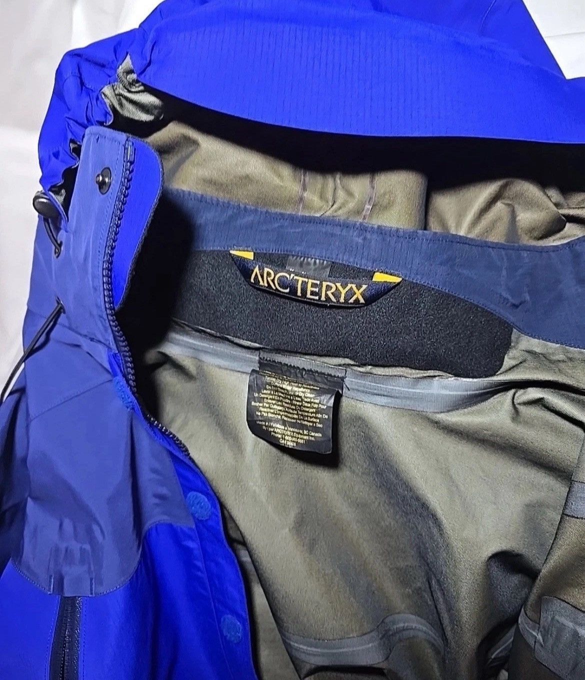 Arc'teryx 2004 Arc’teryx Theta Ar Gore-Tex Jacket Too Blue Hard Shell Size US L / EU 52-54 / 3 - 9 Thumbnail