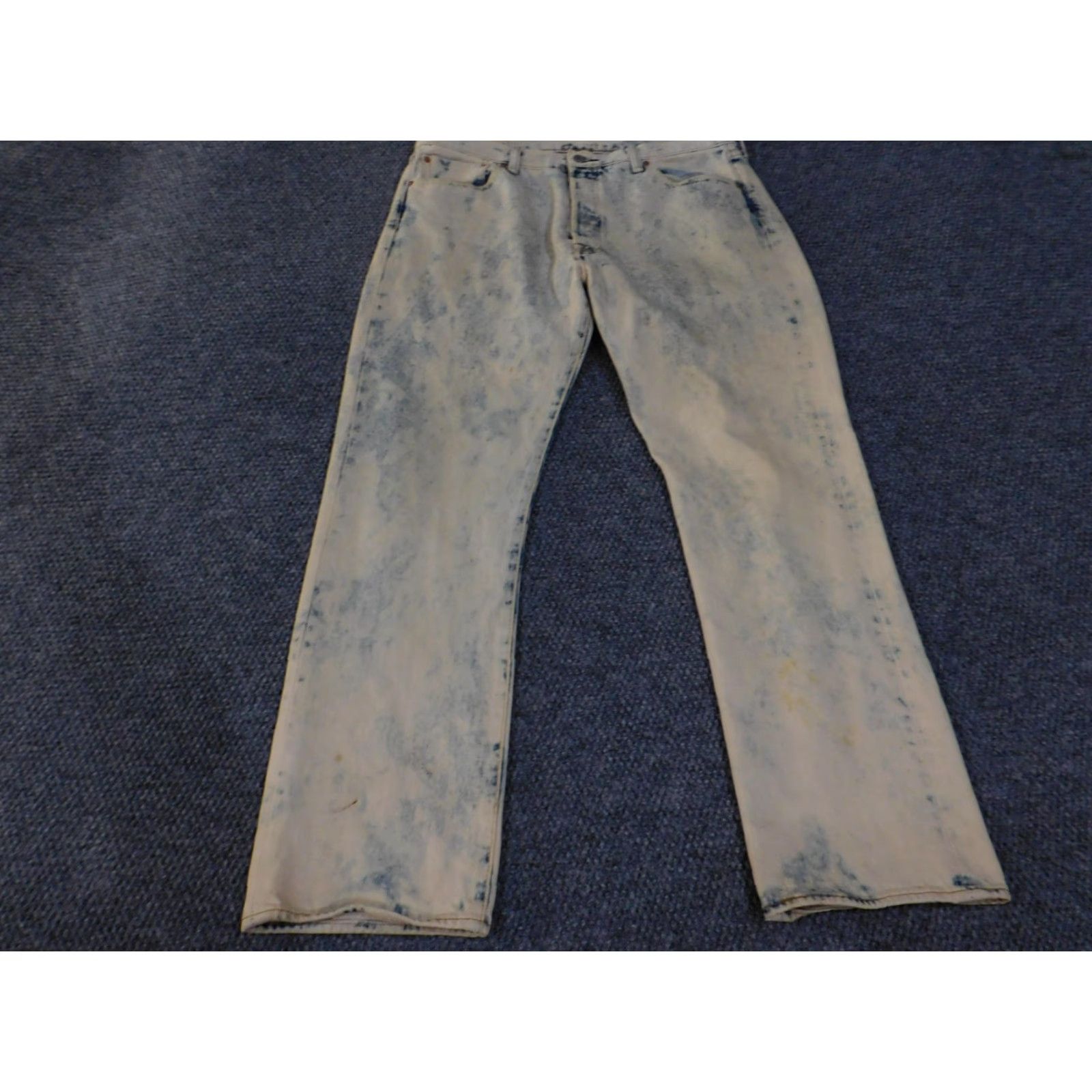 Levi's VINTAGE Levi's 501 Jeans Mens 36x30 Bleach Stain White Acid Wash Straight Leg Button Fly Denim 501 Series Regular Mens Size US 36 / EU 52 - 3 Thumbnail