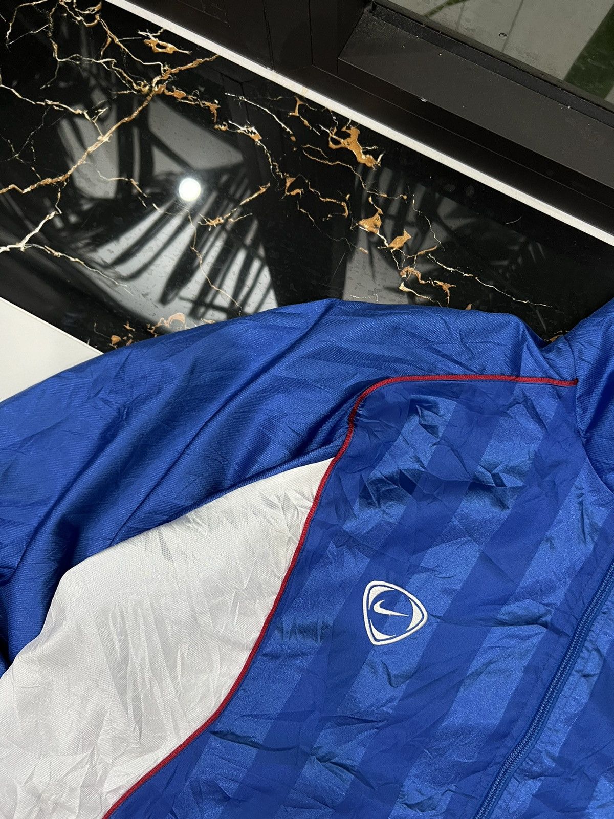 90's NIKE TEAM RARE Y2K TRACK JACKET MULTISWOOSH LOGO