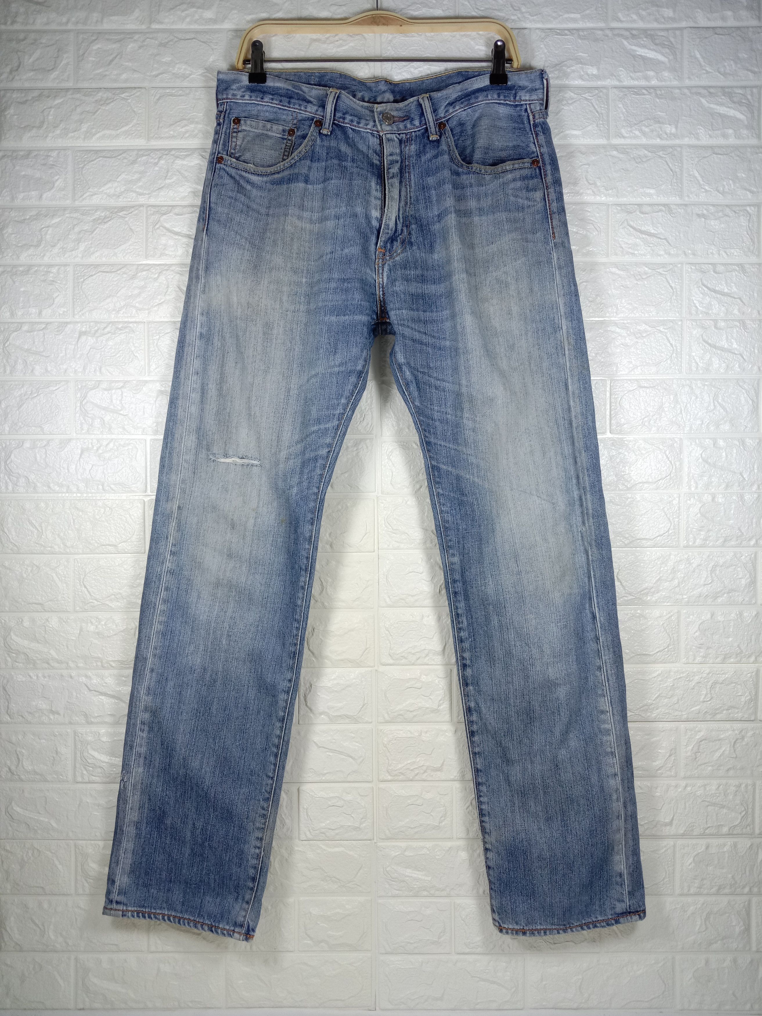 Levi's Vintage Levi's 505 Jeans Faded Blue Distressed Denim Size US 33 - 1 Thumbnail