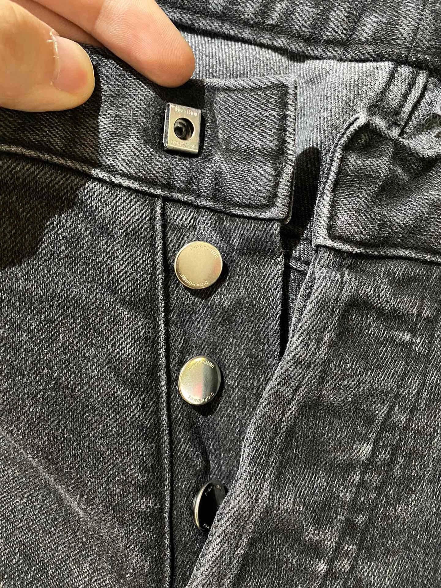 Dior Dior Men's Distressed Jeans Size 30 Size US 30 / EU 46 - 5 Thumbnail