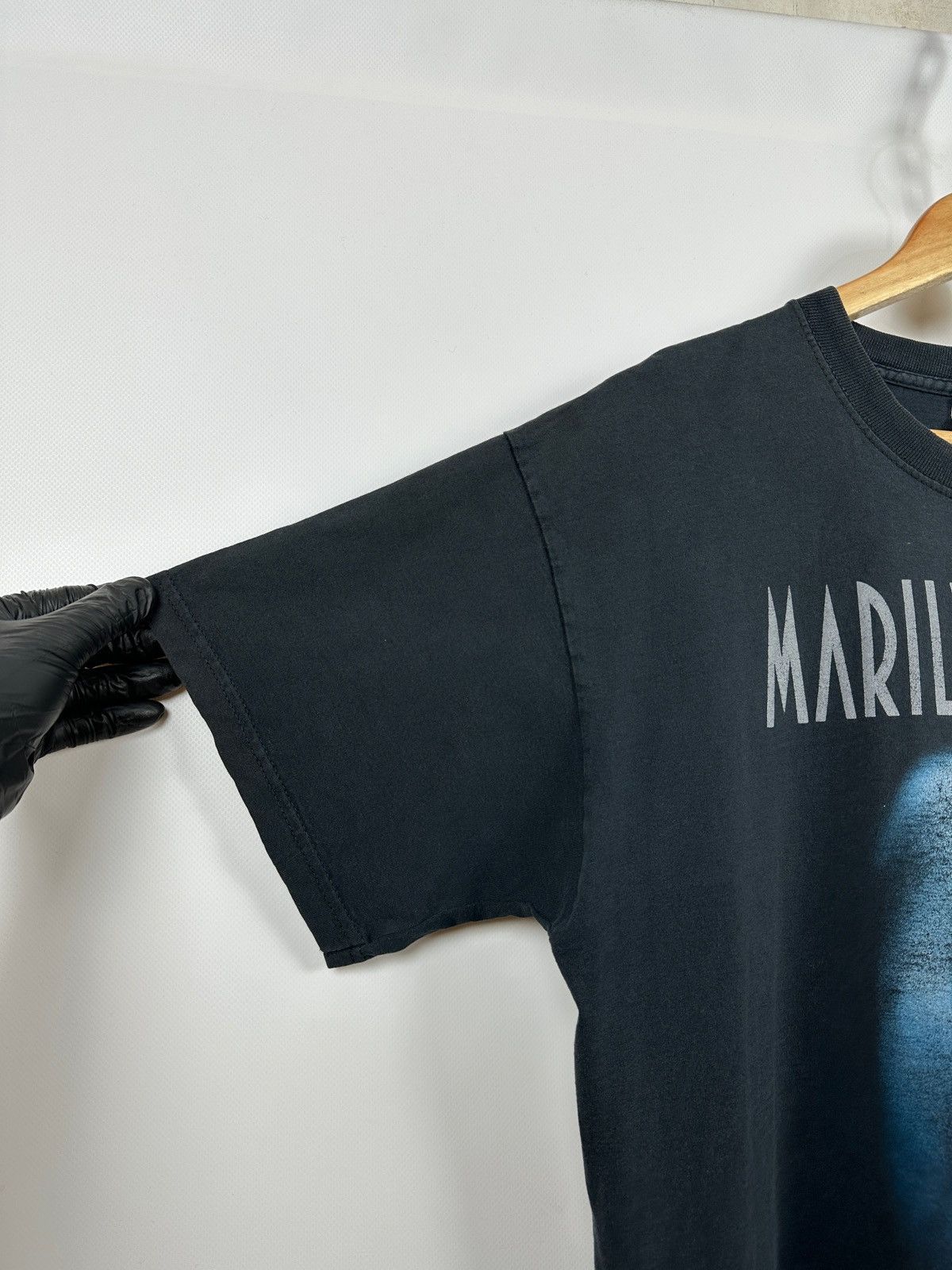 Band Tees 2003 Vintage Marilyn Manson The Golden Age of Grotesque Size US L / EU 52-54 / 3 - 17 Thumbnail