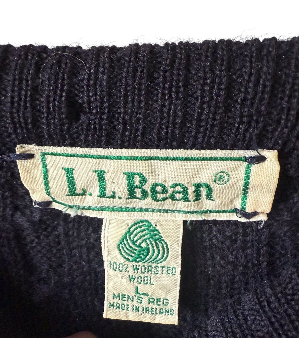 L.L. Bean LL Bean Fisherman Sweater cable Knit Ireland Worsted Wool Size US L / EU 52-54 / 3 - 3 Thumbnail