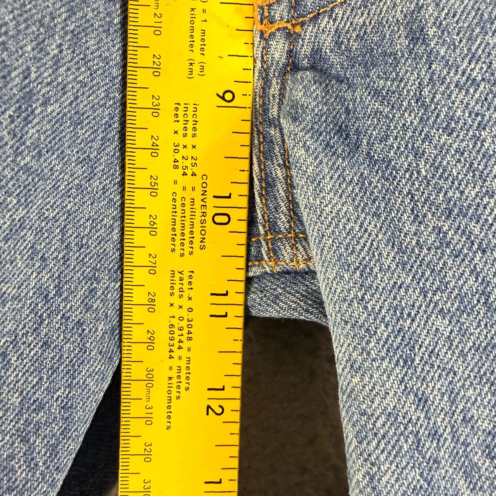 Vintage Vintage Diamond Gusset Jeans Mens 34 x 29 Blue Denim Straight Leg Made in USA Jeans Regular 34 Blue USA City College Geek Grunge USA Men Size US 34 / EU 50 - 6 Thumbnail