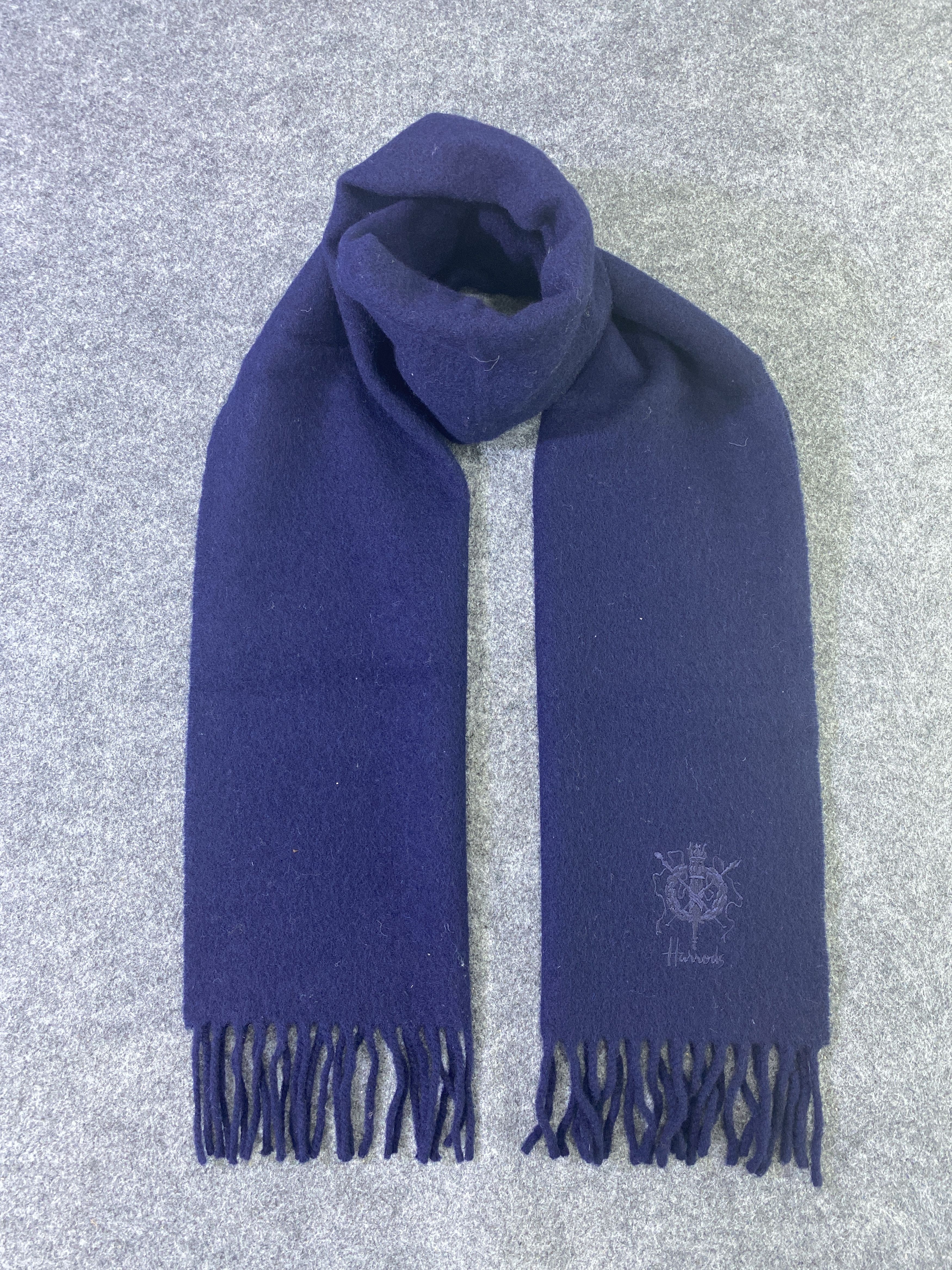Harrods Scarf / Muffler / Neckwear -T762