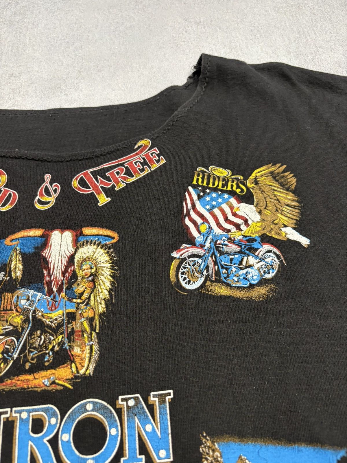 Vintage Vintage 90s Zip It Wild & Free Motorcycle 3D Horse Biker Tee Size US M / EU 48-50 / 2 - 7 Thumbnail