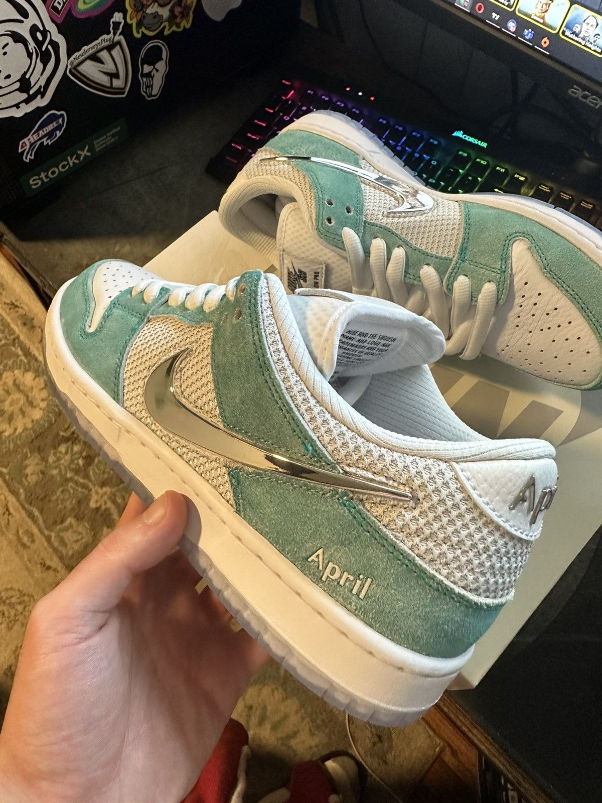 Nike NIKE SB DUNK LOW APRIL SKATEBOARDS Size US 7.5 / EU 40-41 - 13 Thumbnail