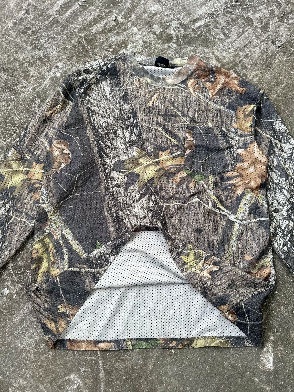 Carhartt Crazy Vintage Realtree Camo Long Sleeve T-Shirts Size US M / EU 48-50 / 2 - 6 Thumbnail