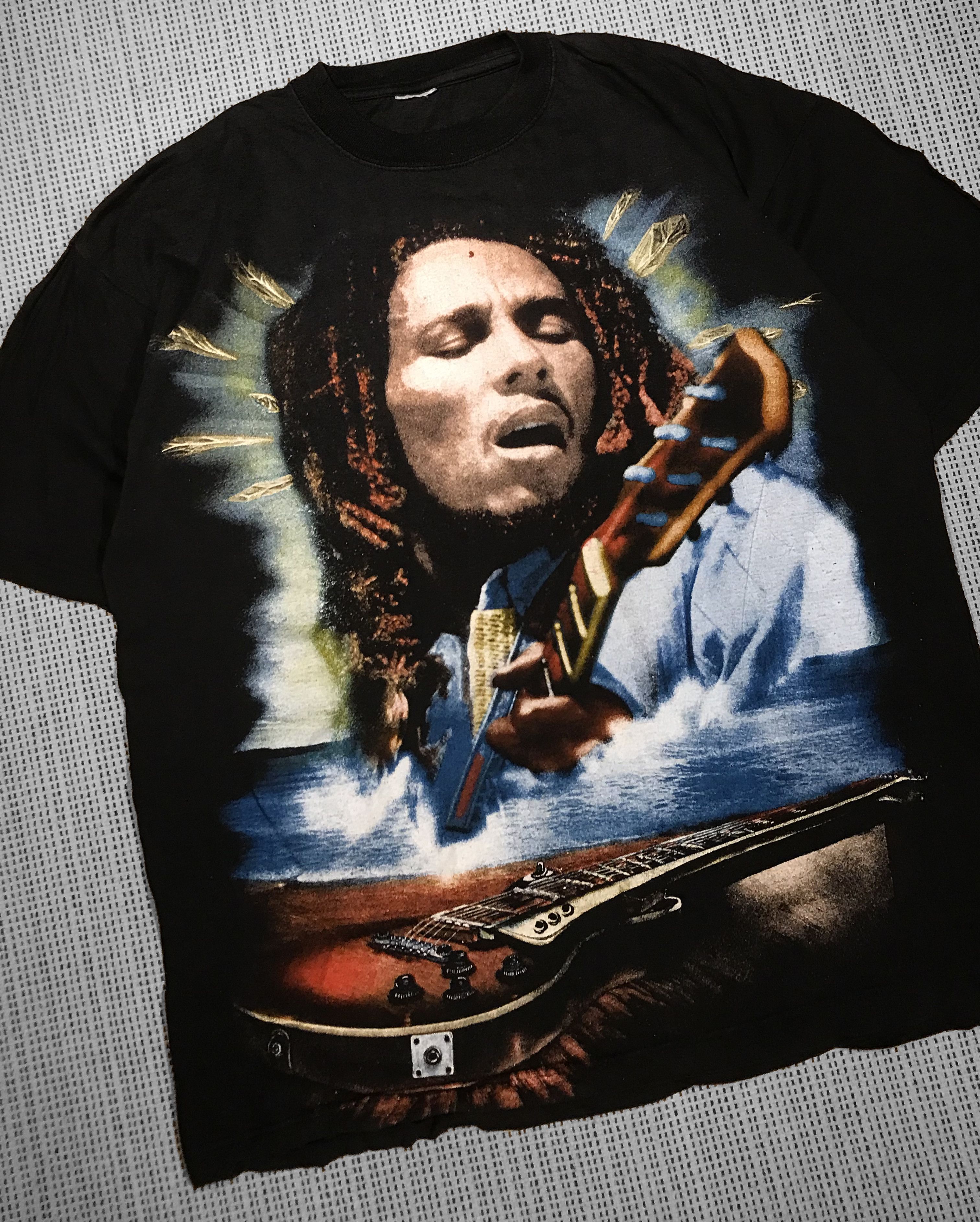 Vintage Vintage 90s AOP ‘Bob Marley’ T-shirt (L) Size US L / EU 52-54 / 3 - 3 Thumbnail