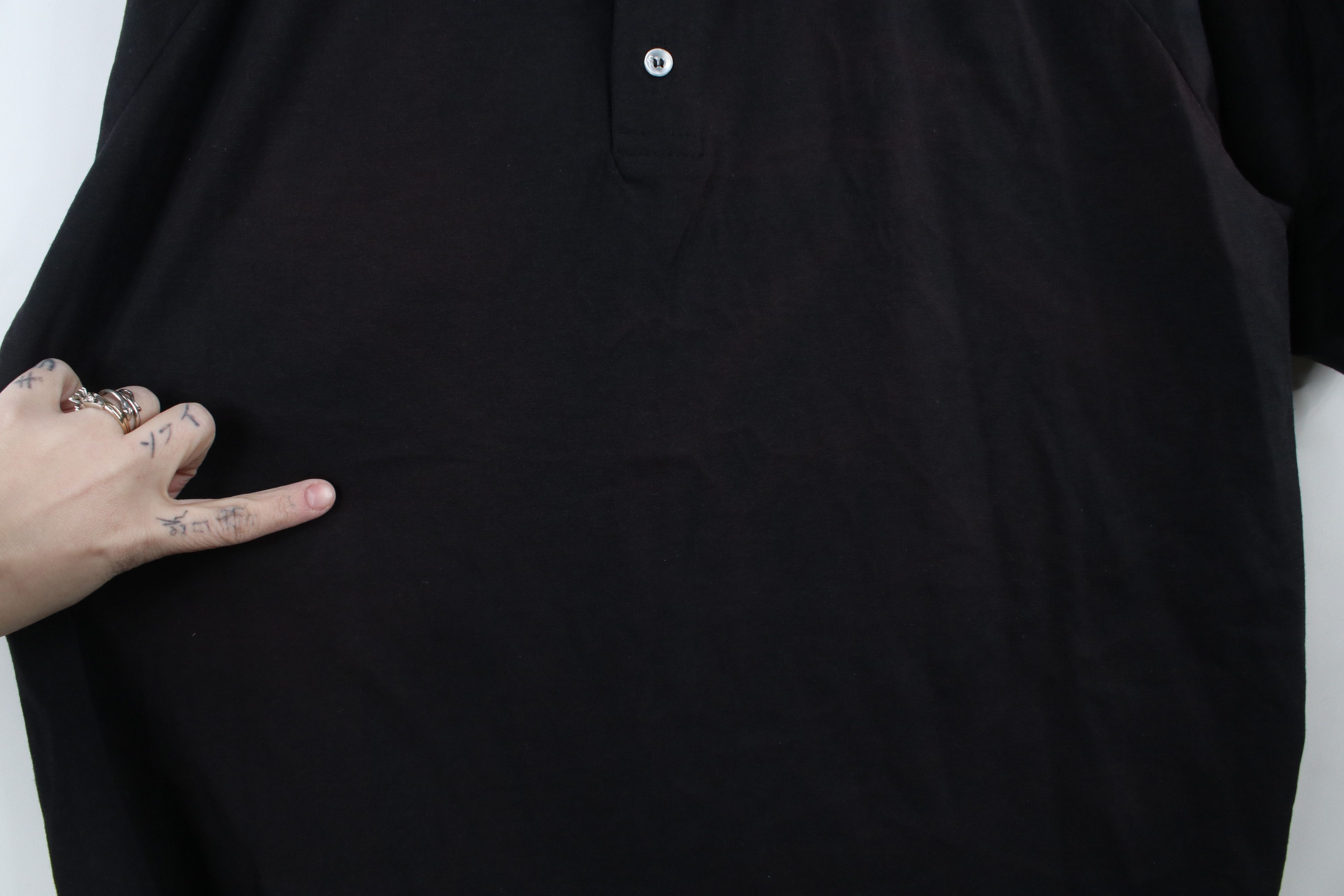 Vintage Vintage 90s Streetwear Faded Blank Henley T-Shirt Black USA Size US L / EU 52-54 / 3 - 6 Thumbnail