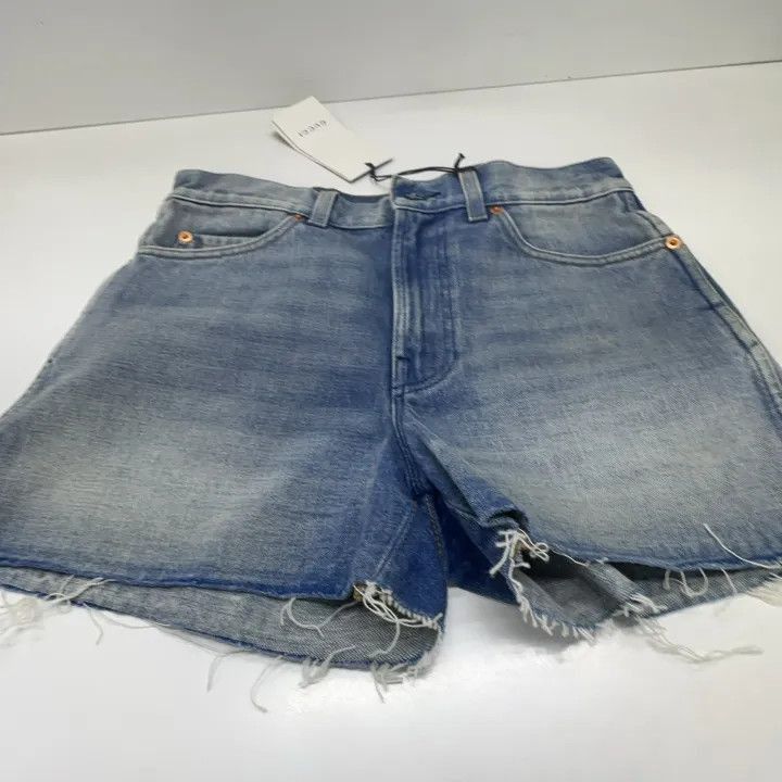 Gucci Gucci Strawberry Logo Denim Shorts for Women-2507 Size 25" / US 0 / IT 36 - 6 Thumbnail