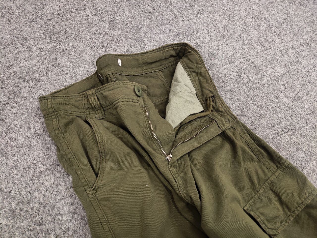 Japanese Brand Vintage Japanese Multi Pocket Cargo Baggy Pants Y2K Style Size US 29 - 10 Thumbnail