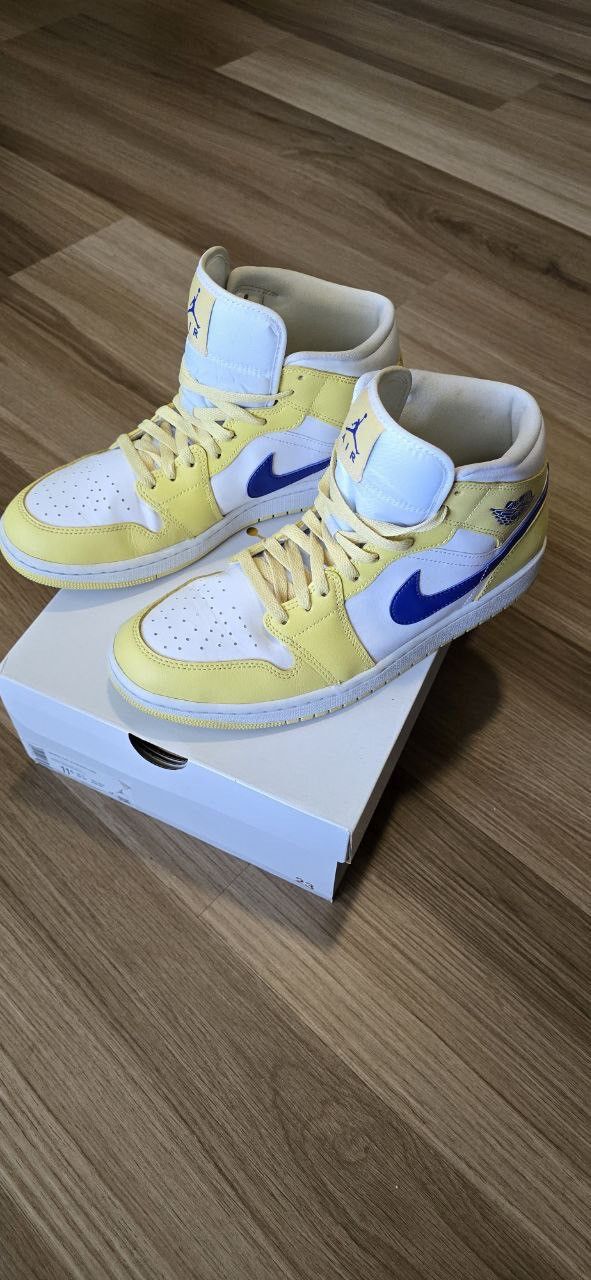 Jordan Brand Air Jordan 1 Mid “Lemon Wash” Size US 11.5 / IT 41.5 - 2 Thumbnail
