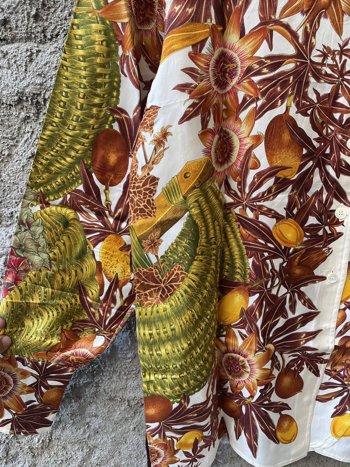 Hermes Vintage Hermes "Passiflores" Silk Shirt Size US M / EU 48-50 / 2 - 3 Thumbnail