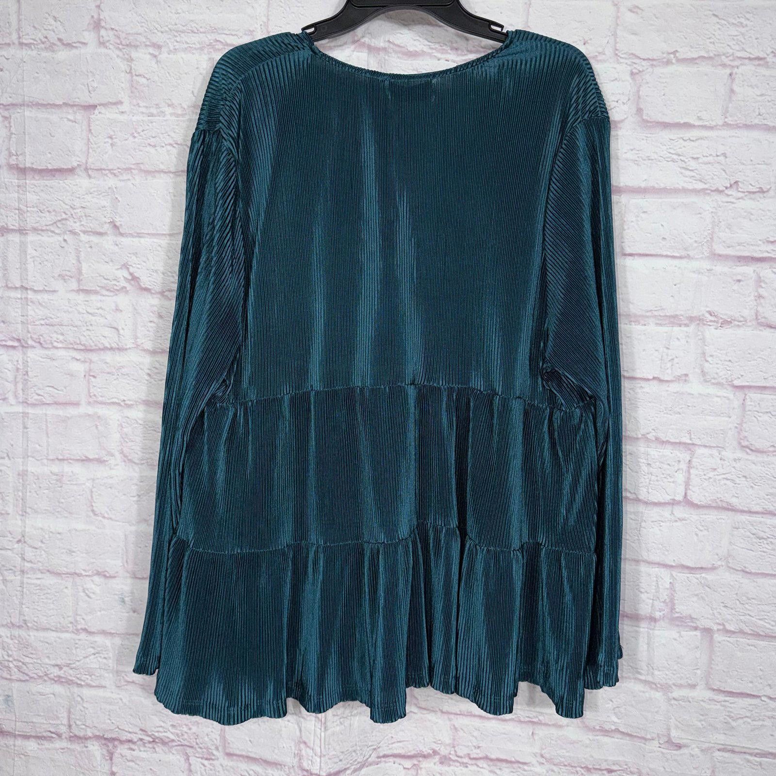 Other TINSEL Women's Plus Size 3X Pleated Tunic Top NWT Size 3XL / US 20-22 - 8 Thumbnail