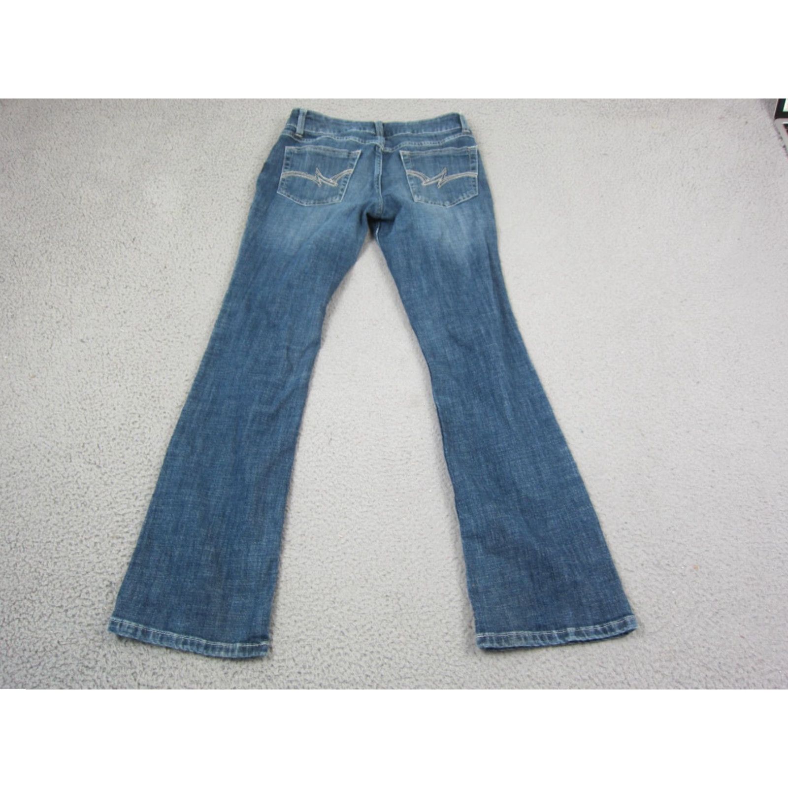 Wrangler Wrangler Jeans Womens 5x32 Blue Bootcut Retro Denim Medium Wash Western 5-Pocket Design Flare Jeans Mens? Womens Size 27" / US 4 / IT 40 - 6 Thumbnail