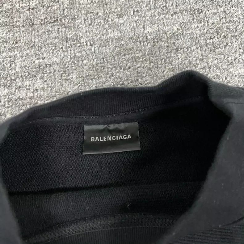 Balenciaga Balenciaga Multi-element full-printed black round neck swe Size US L / EU 52-54 / 3 - 7 Thumbnail