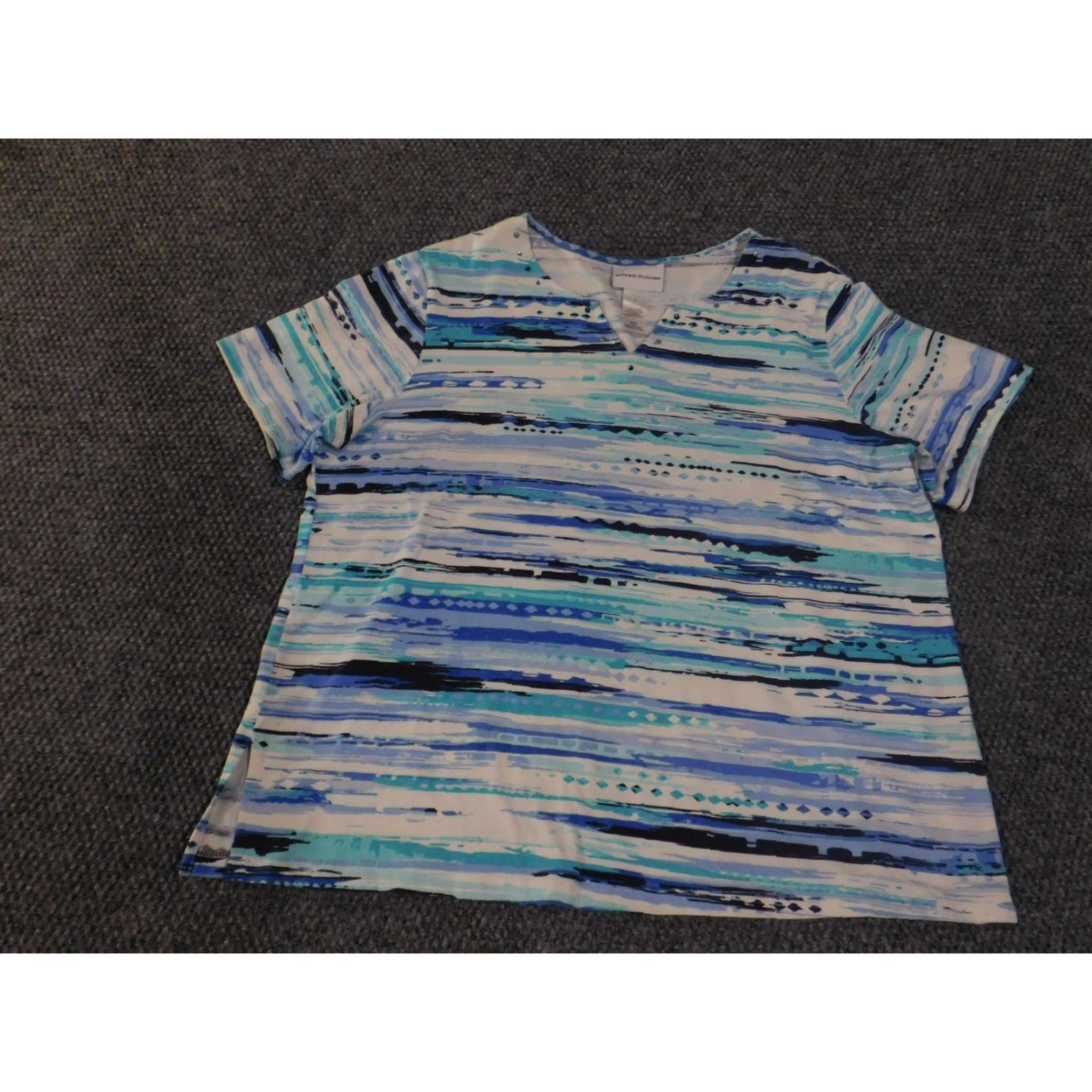 Vintage Alfred Dunner Shirt Womens Large Blue Abstract Stripe Short Sleeve Rhinestone Size L / US 10 / IT 46 - 3 Thumbnail