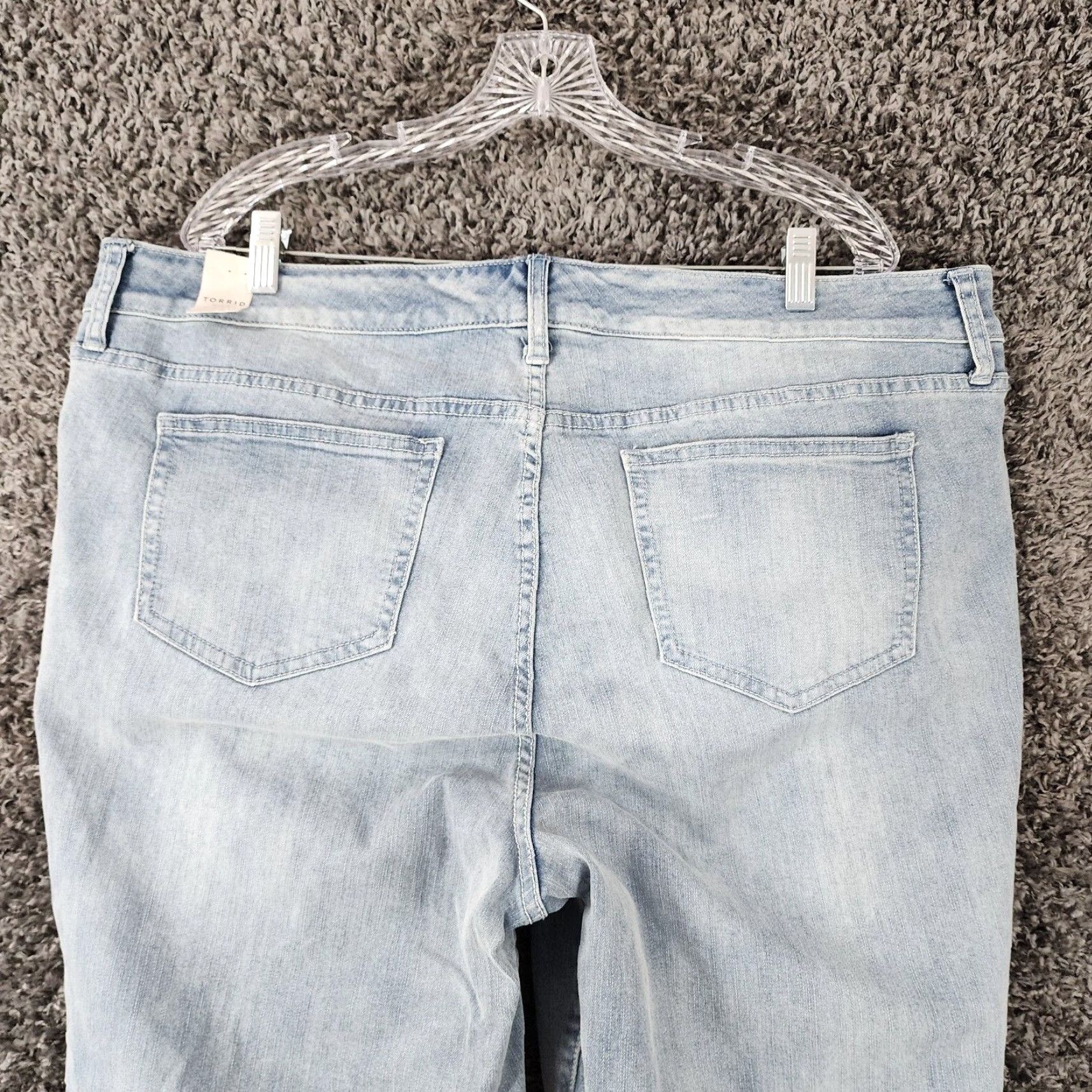 Torrid VINTAGE Torrid Plus Size 20 Distressed Crop Skinny Jeans Blue Womens Size 42" / US 20 - 7 Thumbnail