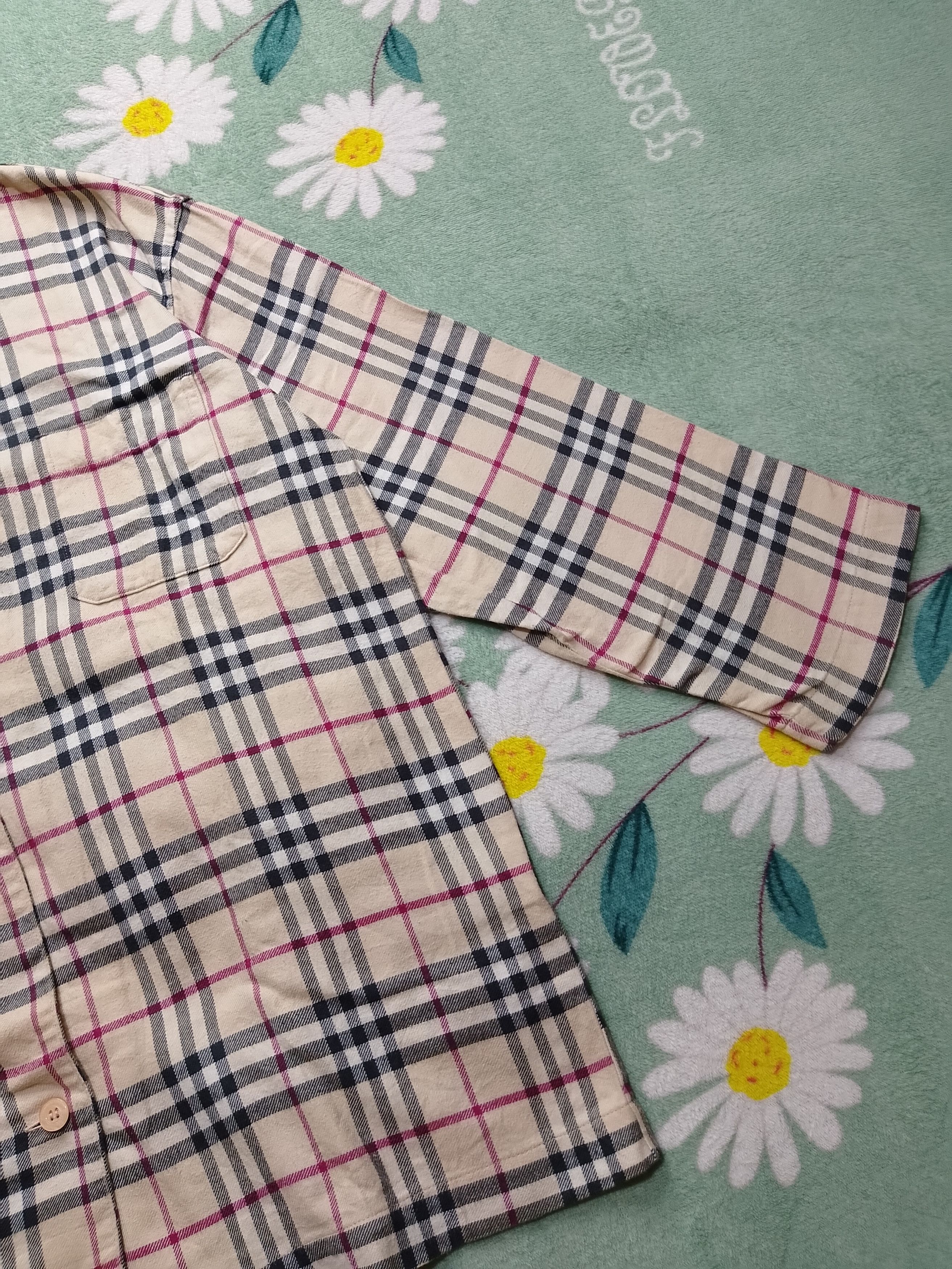 Burberry × Vintage Vintage Burberry London Nova Check Shirt Size US M / EU 48-50 / 2 - 3 Thumbnail