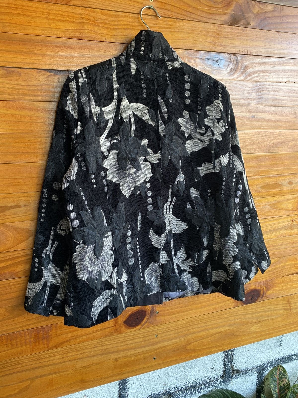 Japanese Brand Yoshiyuki Yama Women’s Black & Silver Floral Jacket Japan Size L / US 10 / IT 46 - 11 Thumbnail