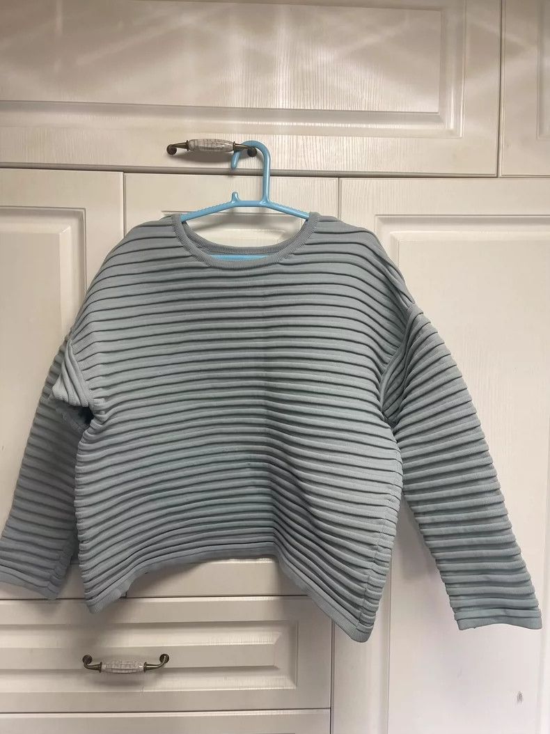 Issey Miyake Issey Miyake Mint green top Size L / US 10 / IT 46 - 1 Thumbnail