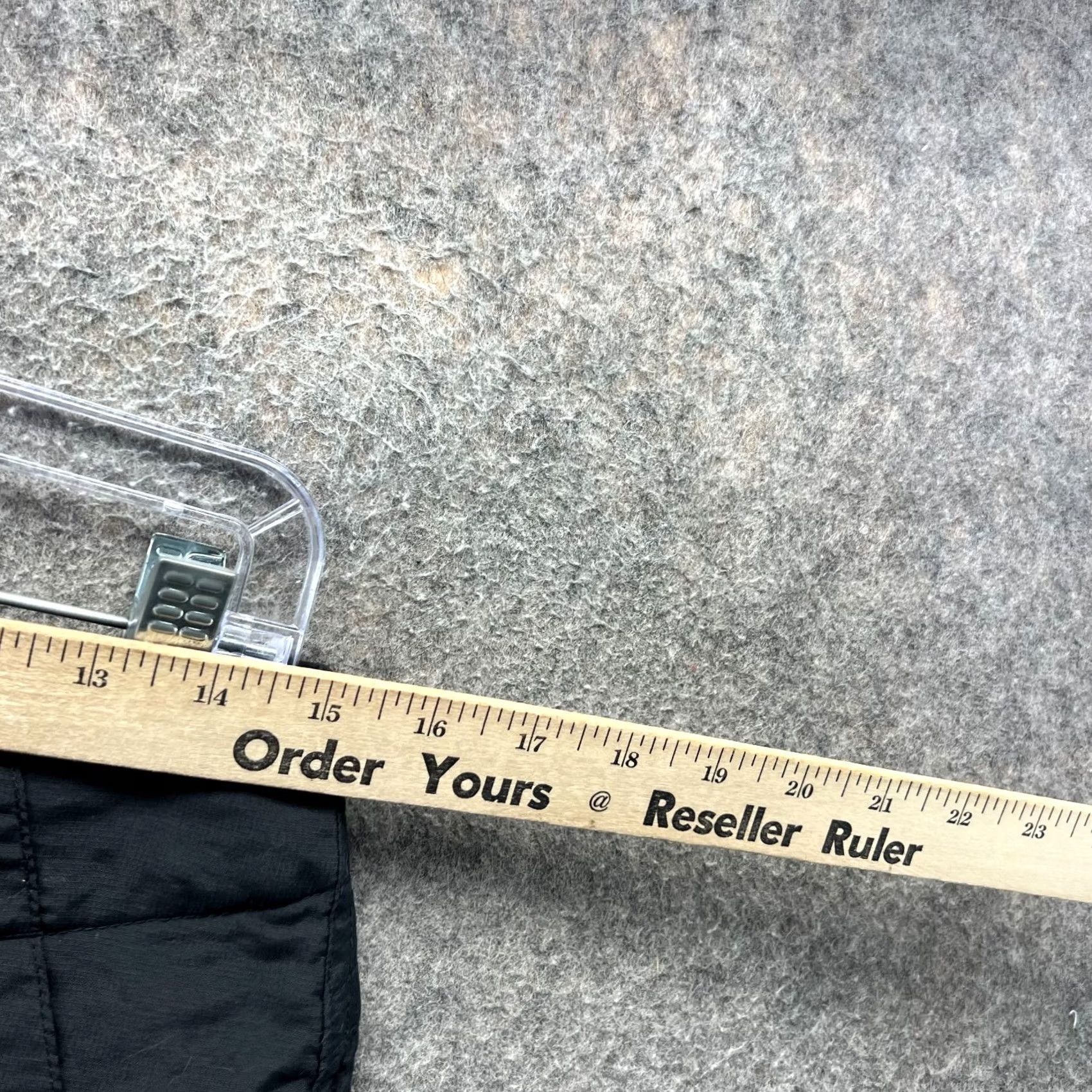The North Face The North Face Pants Womens 4 Black Crop Outdoor Hiking Sweat Nylon Polyester Logo Pockets Straight Inseam 18 Regular ID: None Size 27" / US 4 / IT 40 - 3 Thumbnail