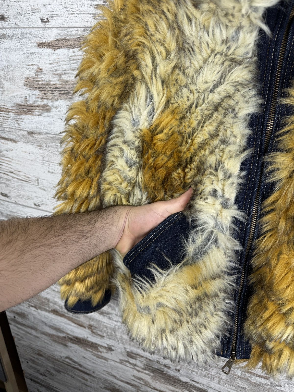 Miss Sixty Miss Sixty Fox Graphic Teddy Faux Fur Coat Y2K Sherpa Jacket Size S / US 4 / IT 40 - 7 Thumbnail