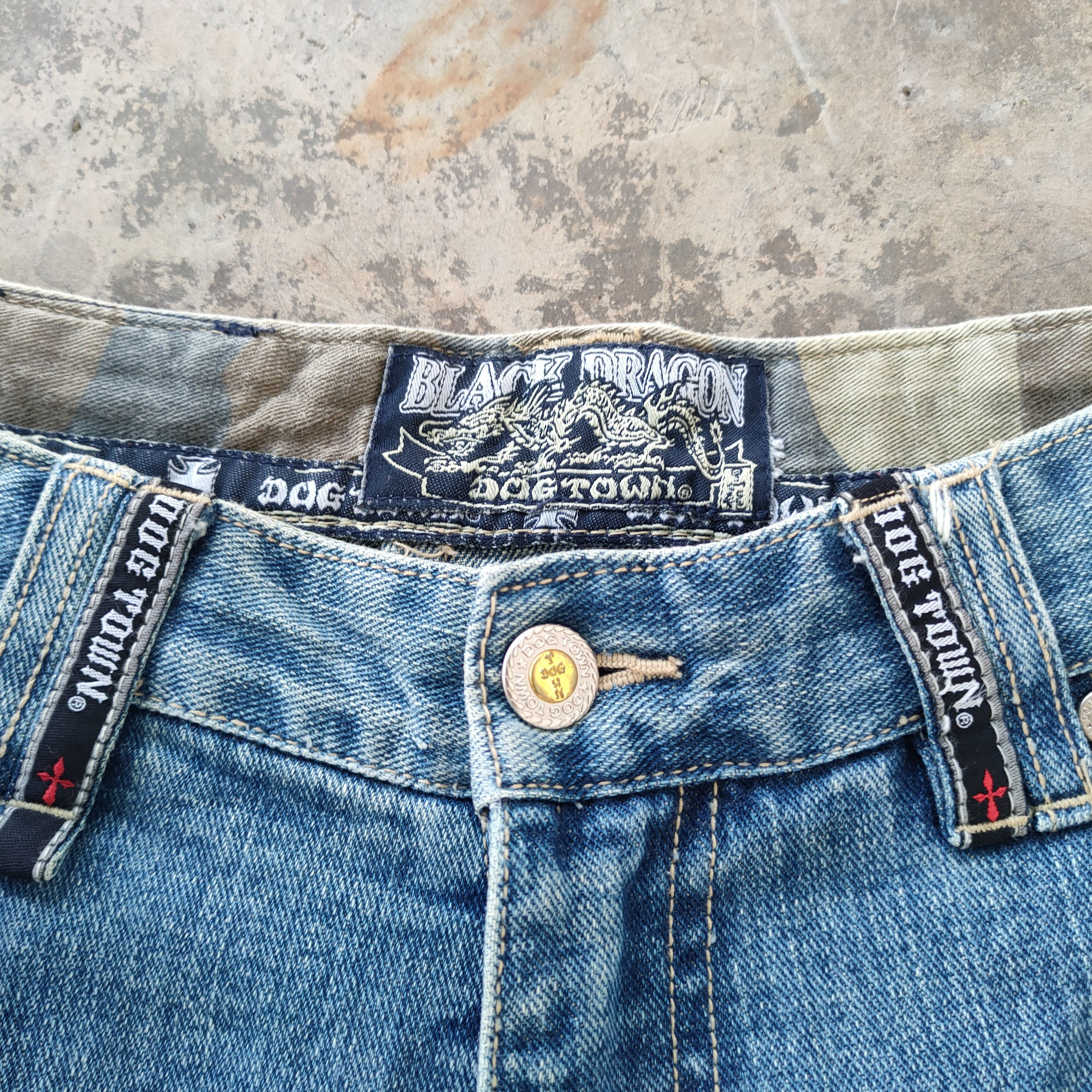 Vision Streetwear # VINTAGE BLACK EMBROIDERED DRAGON FADED JEANS PANTS Size US 32 / EU 48 - 5 Thumbnail