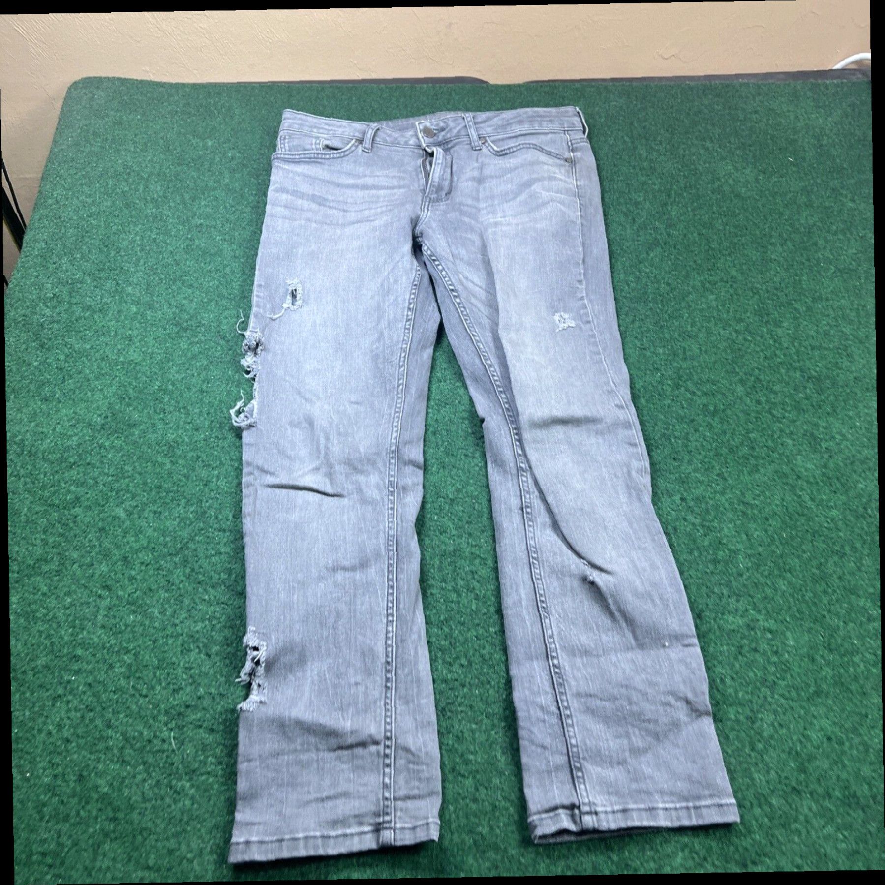 Calvin Klein Calvin Klein Jeans Women 8 Slim Boyfriend Gray Zip Fly 32x27 Stretch Mid Rise Size 24" / US 00 / IT 34 - 1 Thumbnail