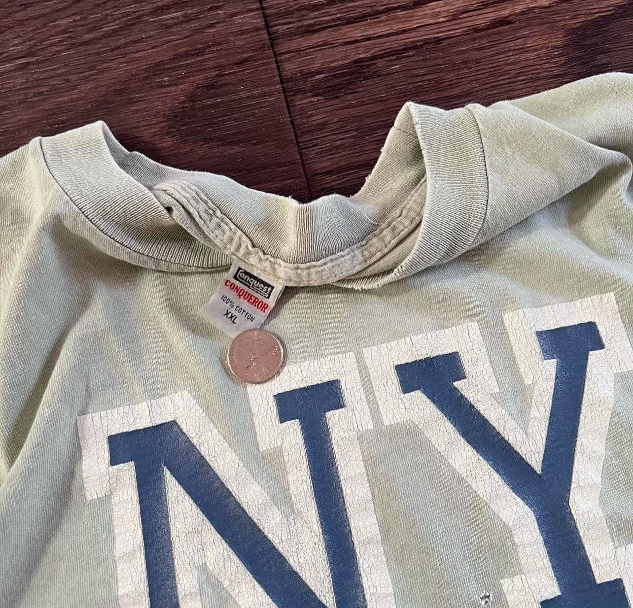 Vintage Vintage Y2K single stitch, New York City Tourist T-shirt Size US XL / EU 56 / 4 - 5 Thumbnail