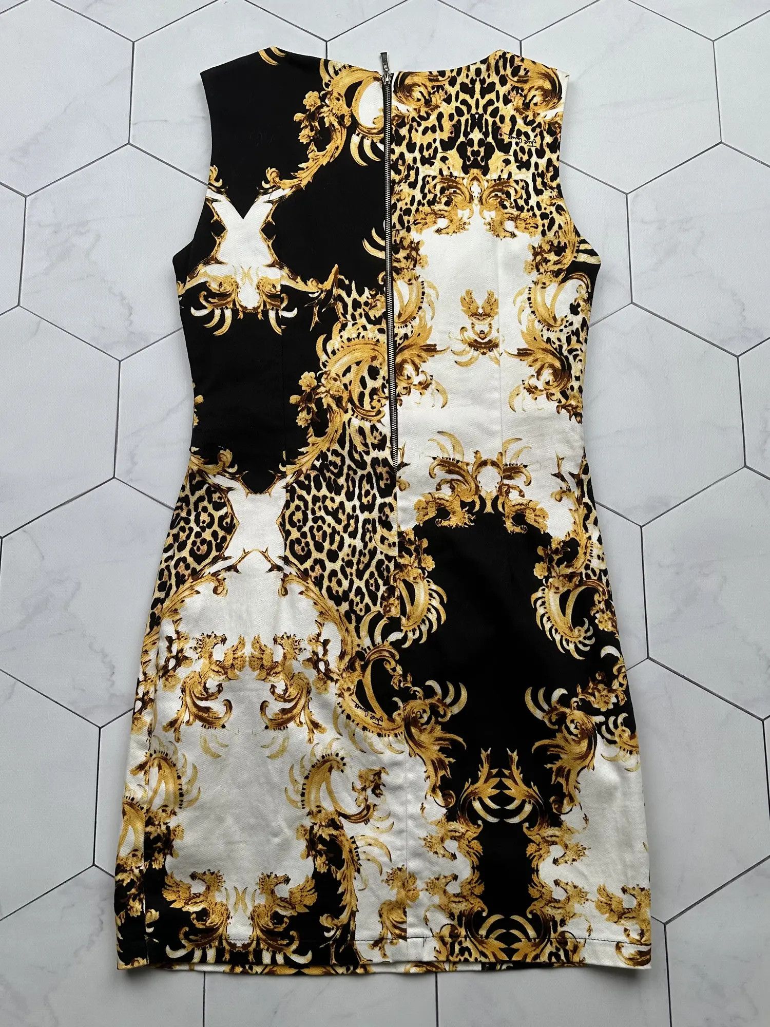 Just Cavalli Just Cavalli Vintage Printed Dress (B260) Size S / US 4 / IT 40 - 8 Thumbnail