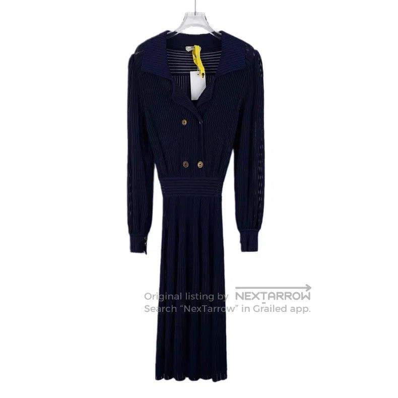Fendi Fendi Dark Blue Collar Double Breasted Long Sleeve Knitted Size XS / US 0-2 / IT 36-38 - 1 Thumbnail