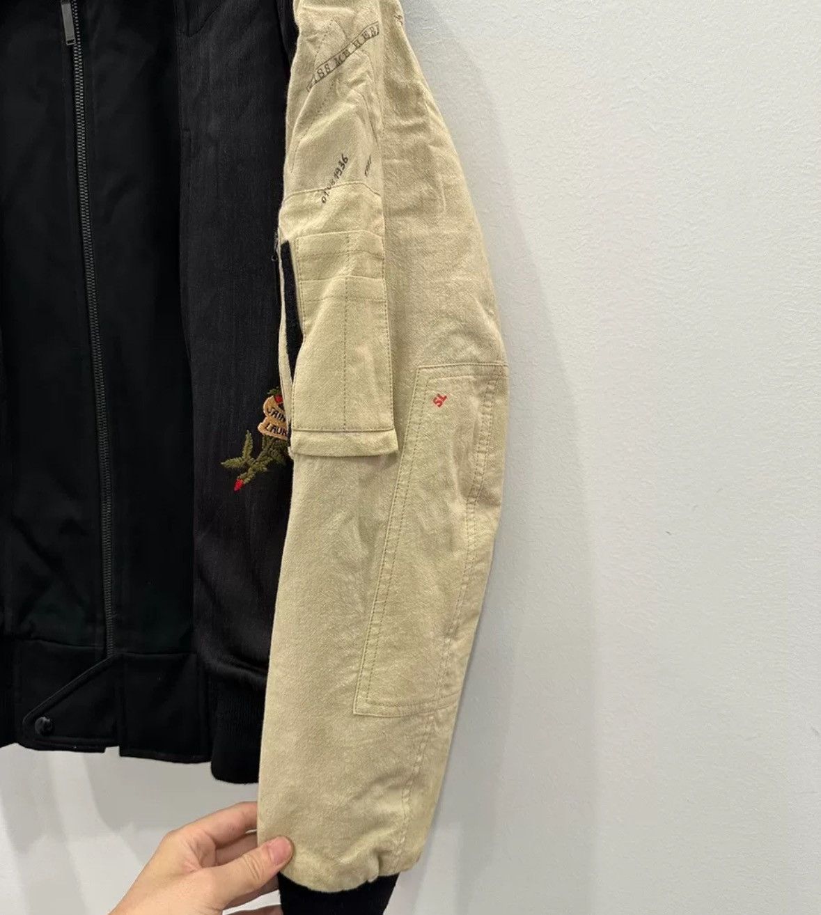 Saint Laurent Paris × Yves Saint Laurent Saint Laurent YSL Black Beige Show Jacket2412-Nextarrow Size US S / EU 44-46 / 1 - 4 Thumbnail