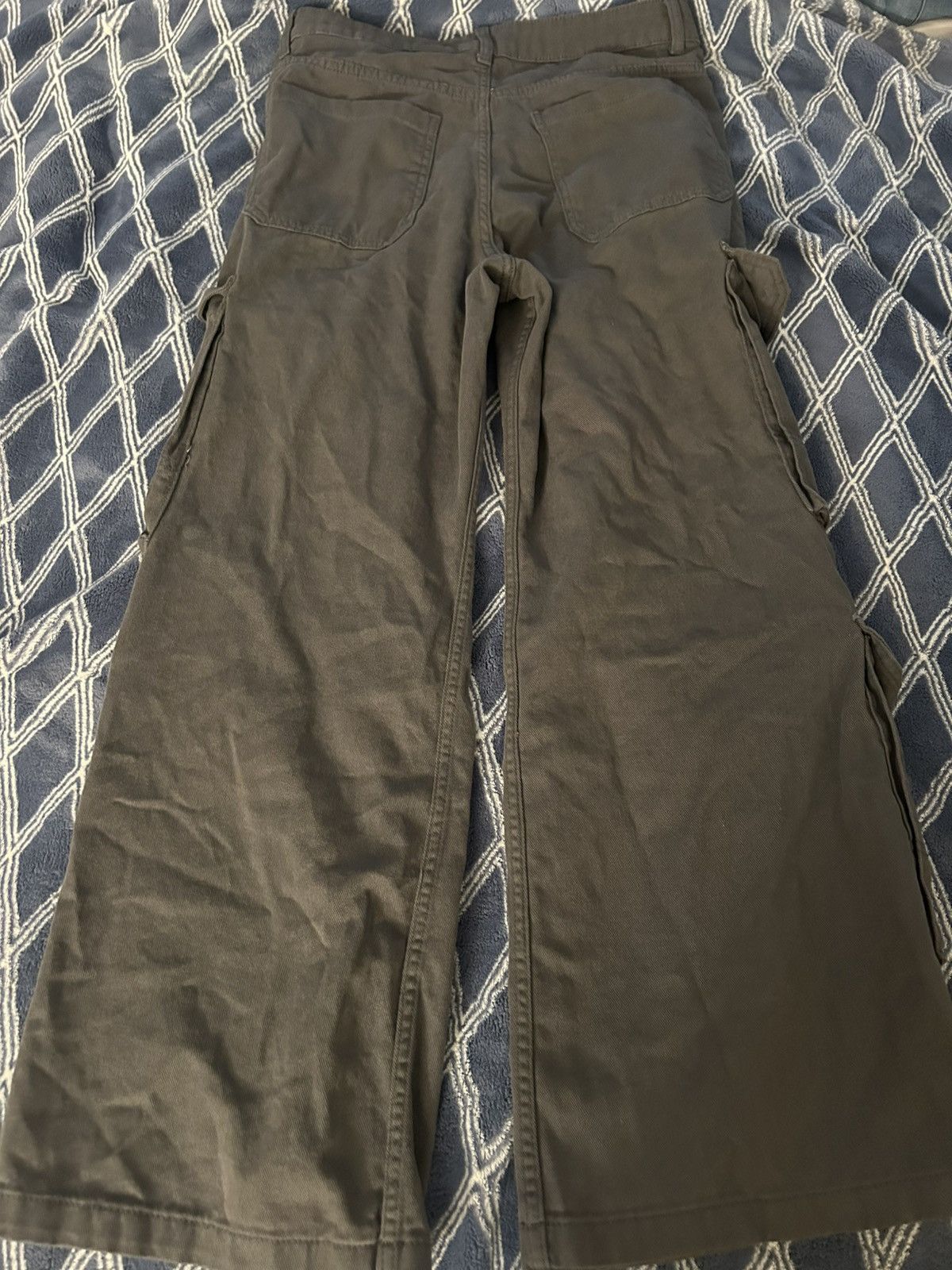 H&M H&M Wide Leg Cargos Size 30" / US 8 / IT 44 - 3 Thumbnail