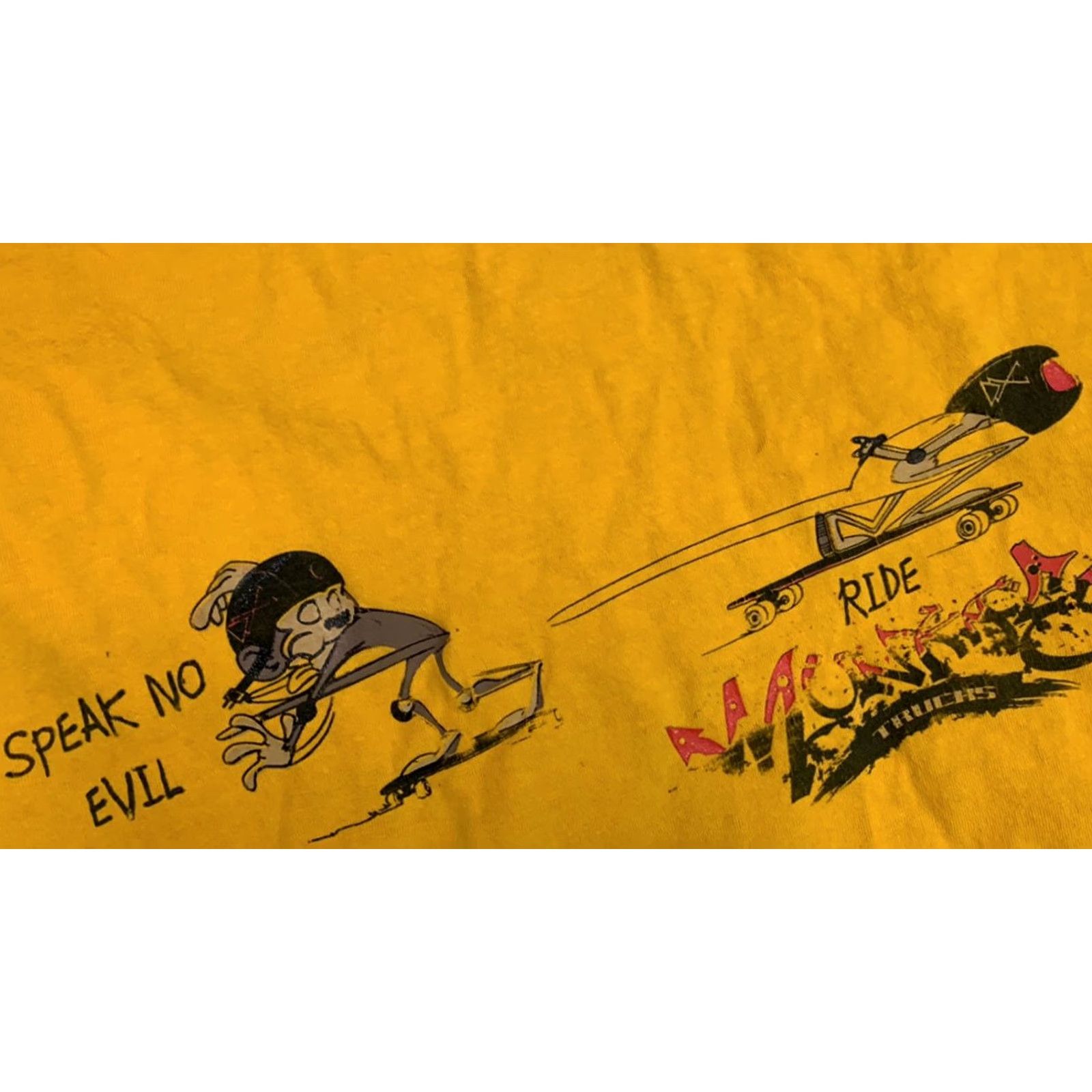 Hanes VINTAGE 90s Monkey Skate Trucks Hanes Animal Print T Shirt Yellow Adult Large Mens Size US L / EU 52-54 / 3 - 2 Thumbnail